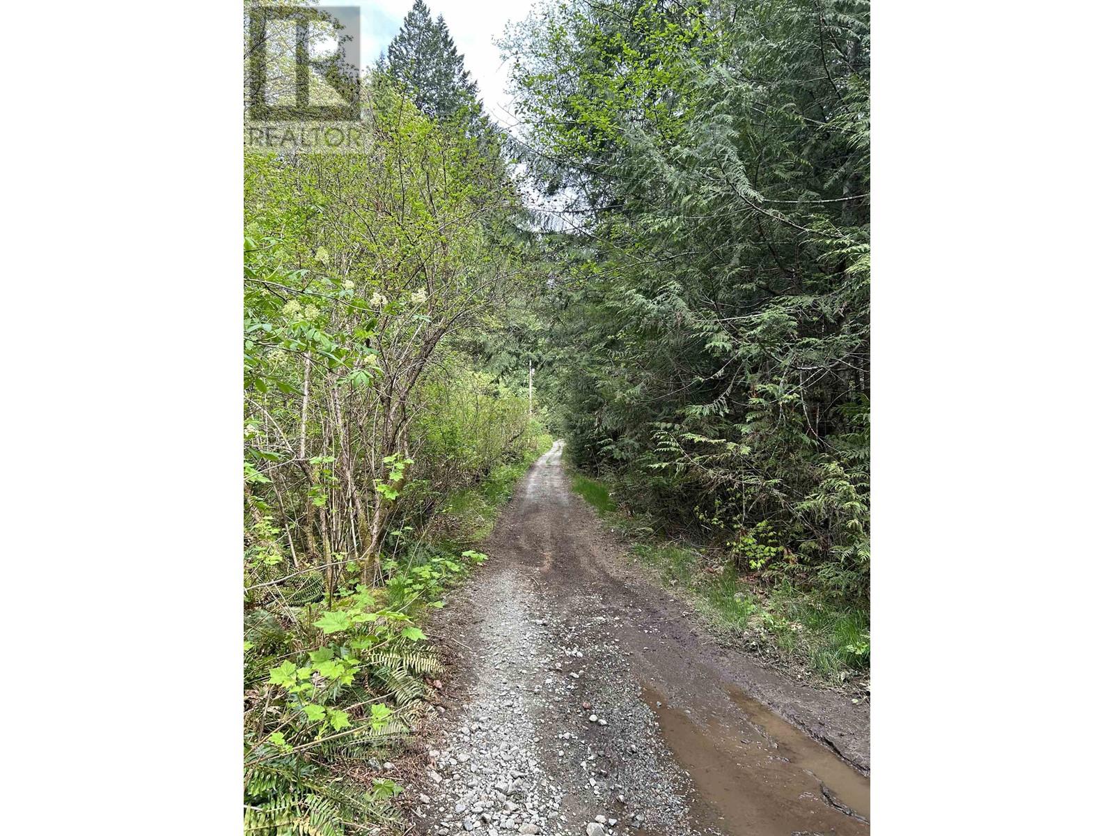 2020 Misty's Lane, Squamish, British Columbia  V0N 1G0 - Photo 8 - R2819241