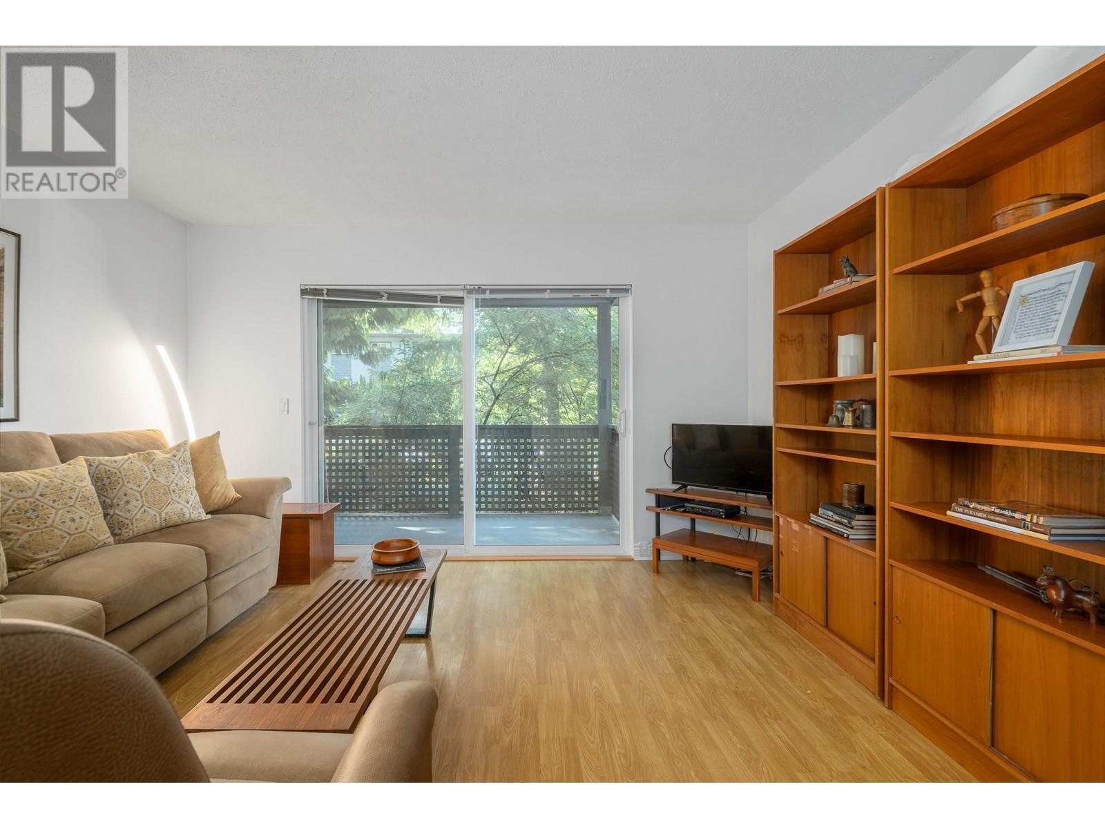 321 204 Westhill Place, Port Moody, British Columbia  V3H 1V2 - Photo 2 - R2819261