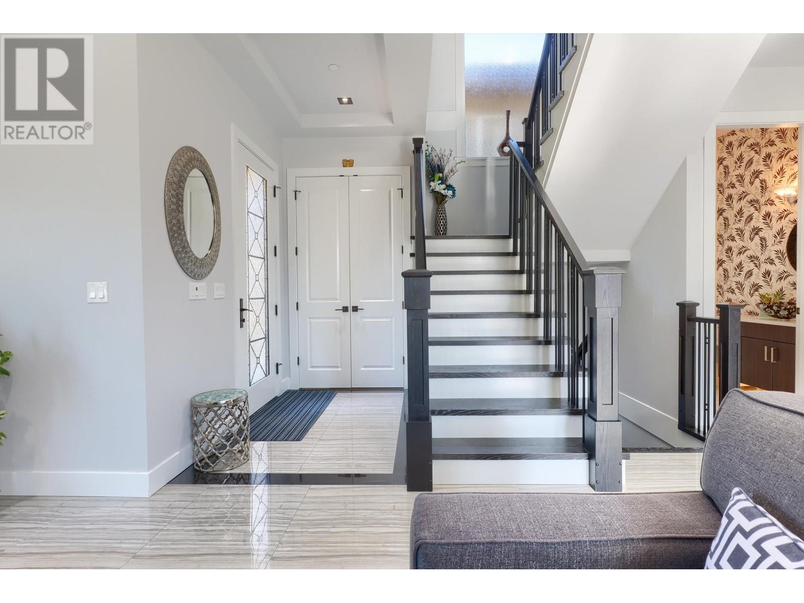 4796 Reid Street, Vancouver, British Columbia  V5R 3Y8 - Photo 3 - R2819111