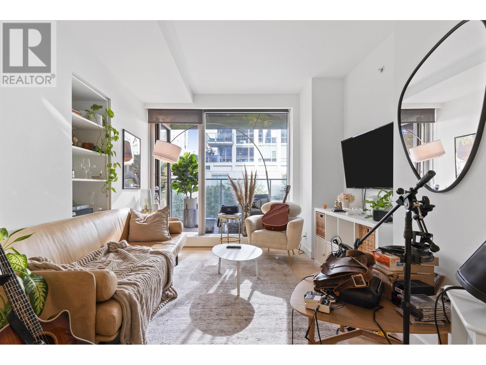 506 1480 Howe Street, Vancouver, British Columbia  V6Z 0G5 - Photo 2 - R2819202