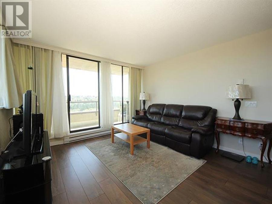 2002 3970 Carrigan Court, Burnaby, British Columbia  V3N 4S5 - Photo 2 - R2818932