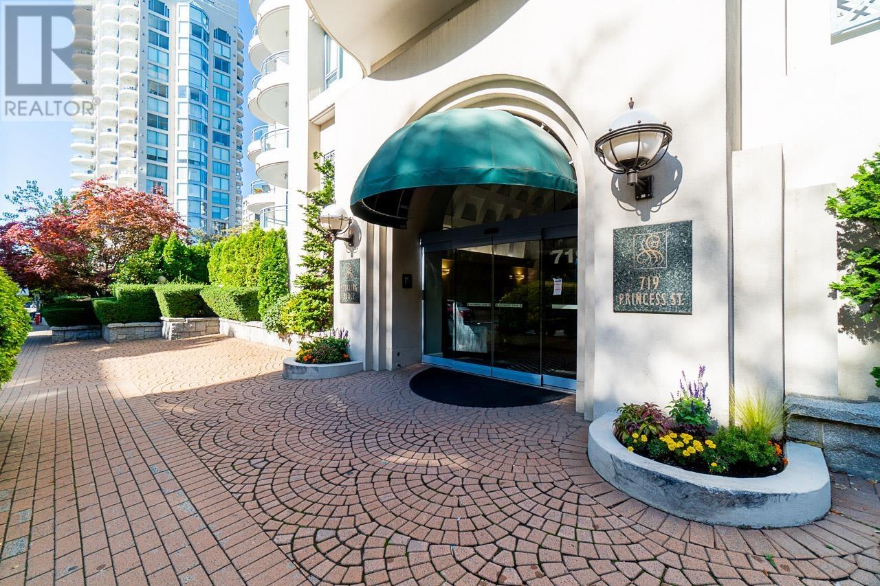 605 719 Princess Street, New Westminster, British Columbia  V3M 6T9 - Photo 2 - R2818376