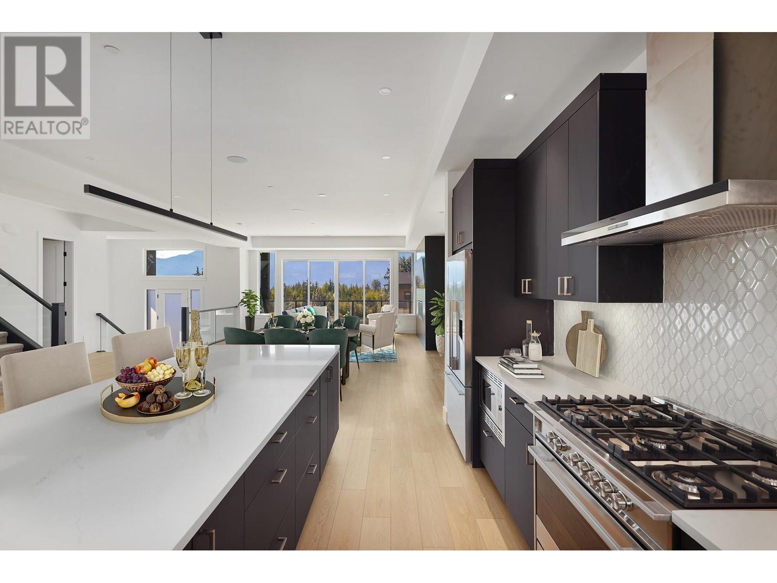 30 3385 Mamquam Road, Squamish, British Columbia  V8B 0E3 - Photo 4 - R2819358