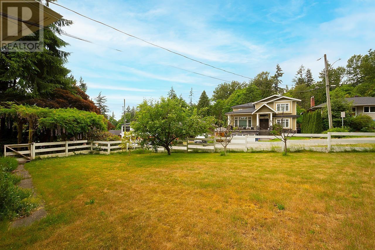 7950 Suncrest Drive, Burnaby, British Columbia  V5J 3N5 - Photo 33 - R2819361