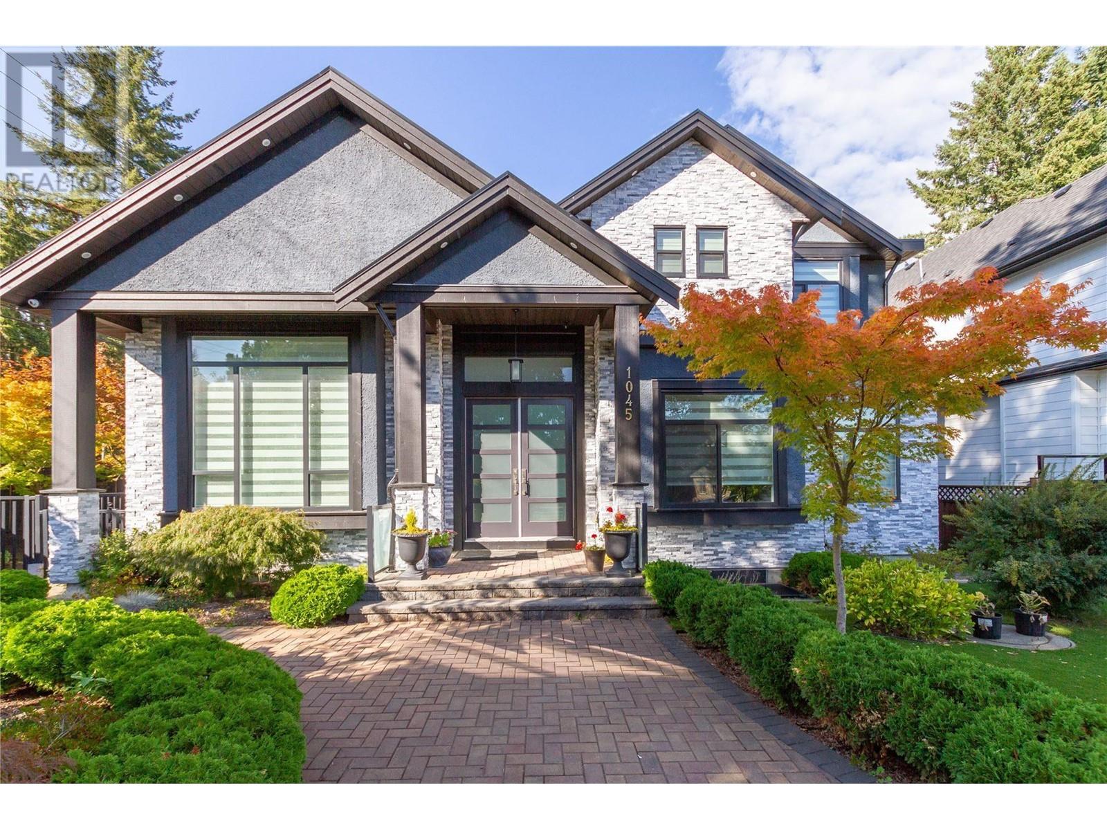 1045 Cornell Avenue, Coquitlam, British Columbia  V3J 2Z6 - Photo 2 - R2819140