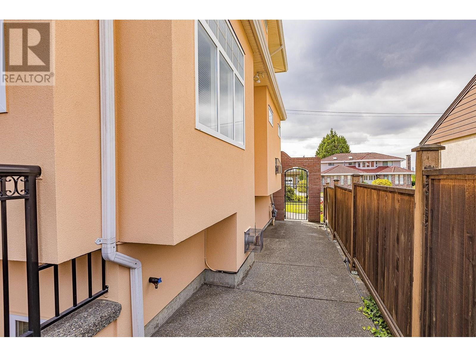 6589 Kitchener Street, Burnaby, British Columbia  V5B 2J7 - Photo 39 - R2819008
