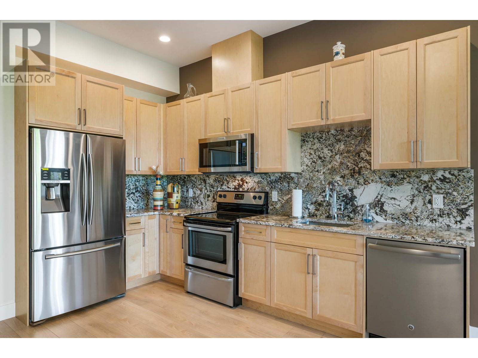 10915 Carmichael Street, Maple Ridge, British Columbia  V2W 0H3 - Photo 39 - R2819349