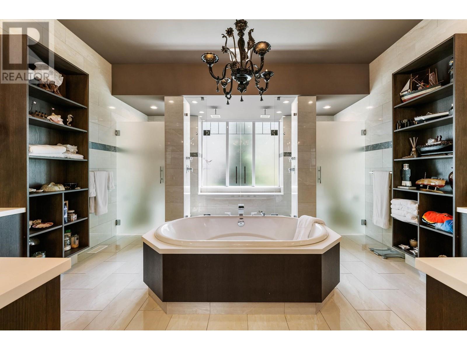 10915 Carmichael Street, Maple Ridge, British Columbia  V2W 0H3 - Photo 16 - R2819349