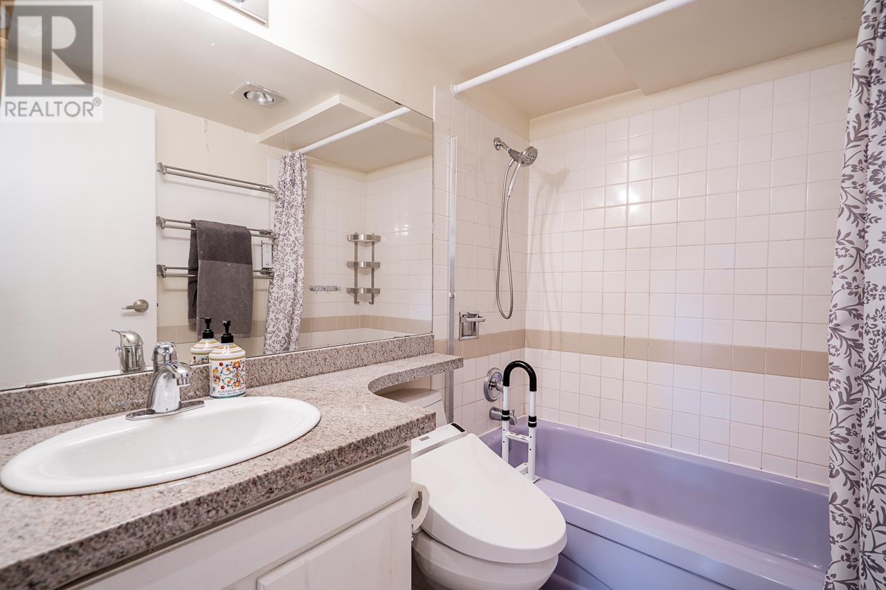 206 620 Seventh Avenue, New Westminster, British Columbia  V3M 5T6 - Photo 14 - R2819094