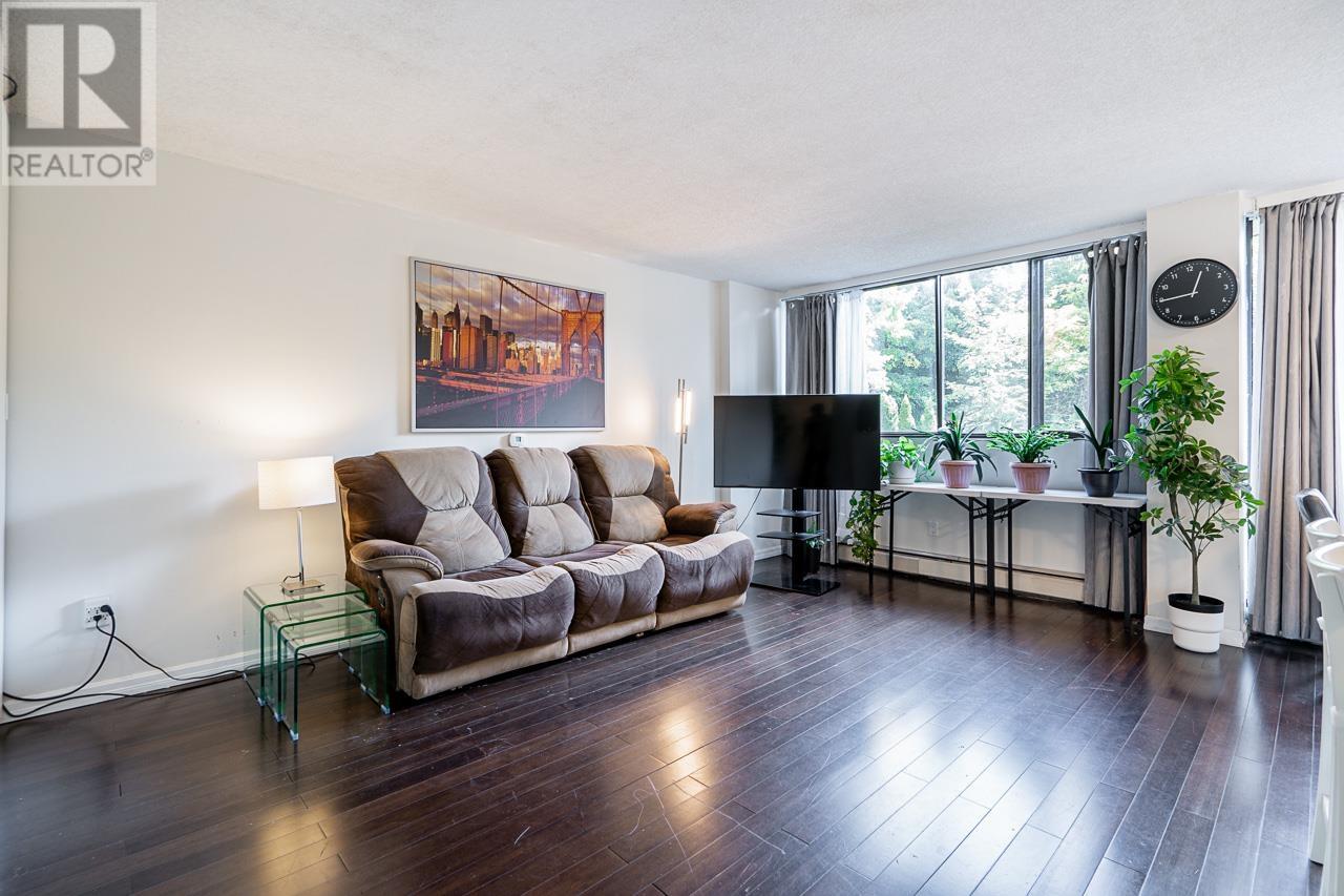 206 620 Seventh Avenue, New Westminster, British Columbia  V3M 5T6 - Photo 4 - R2819094