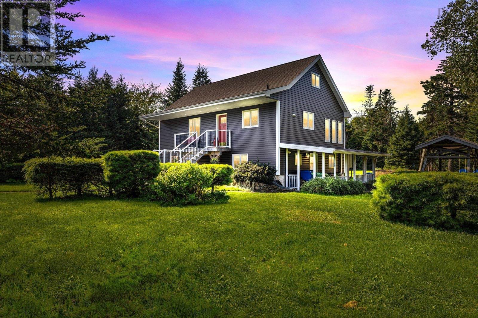 86 Autumn Drive, Eastern Passage, Nova Scotia  B3G 1L5 - Photo 1 - 202319298