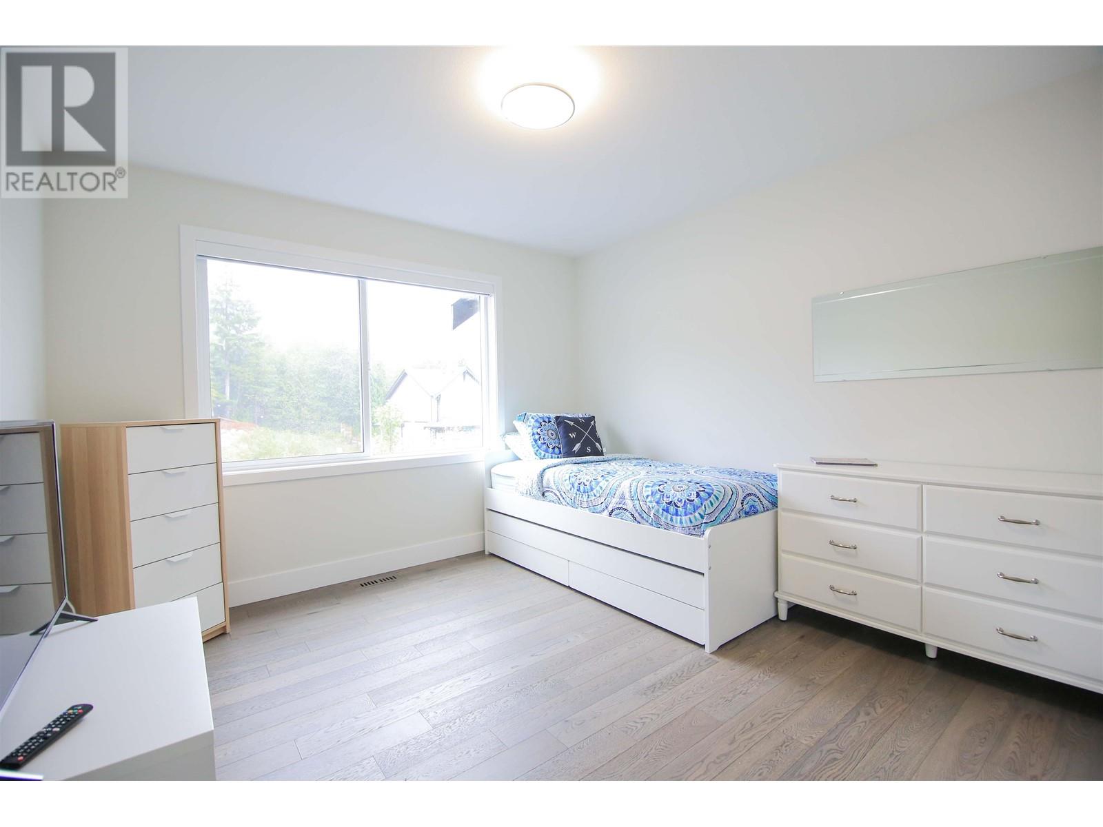 1520 Shore View Place, Coquitlam, British Columbia  V3E 0J6 - Photo 18 - R2806200