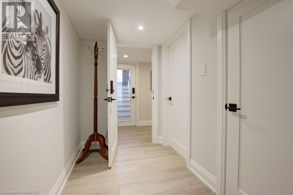 164 Maurice Drive Unit# Apt 2, Oakville, Ontario  L6K 2W9 - Photo 3 - 40491306