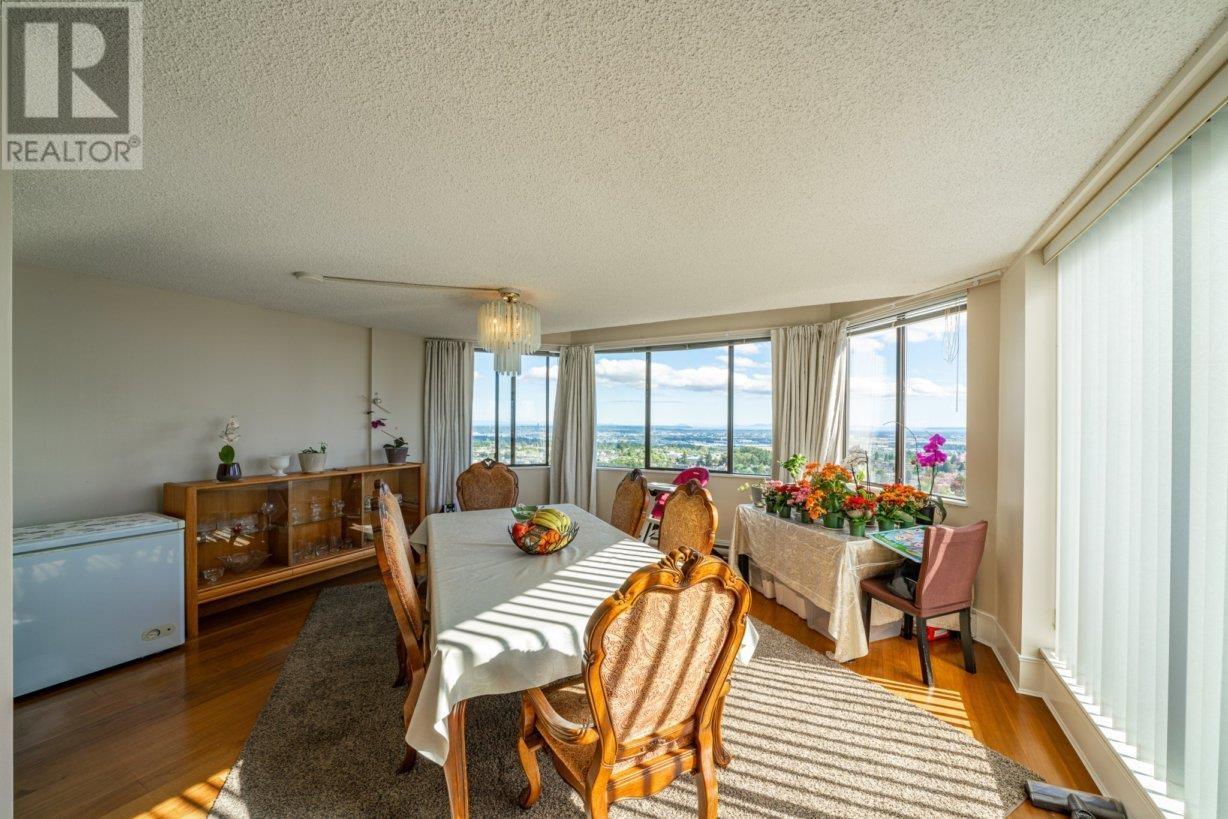 2605 6540 Burlington Avenue, Burnaby, British Columbia  V5H 4G3 - Photo 5 - R2819428