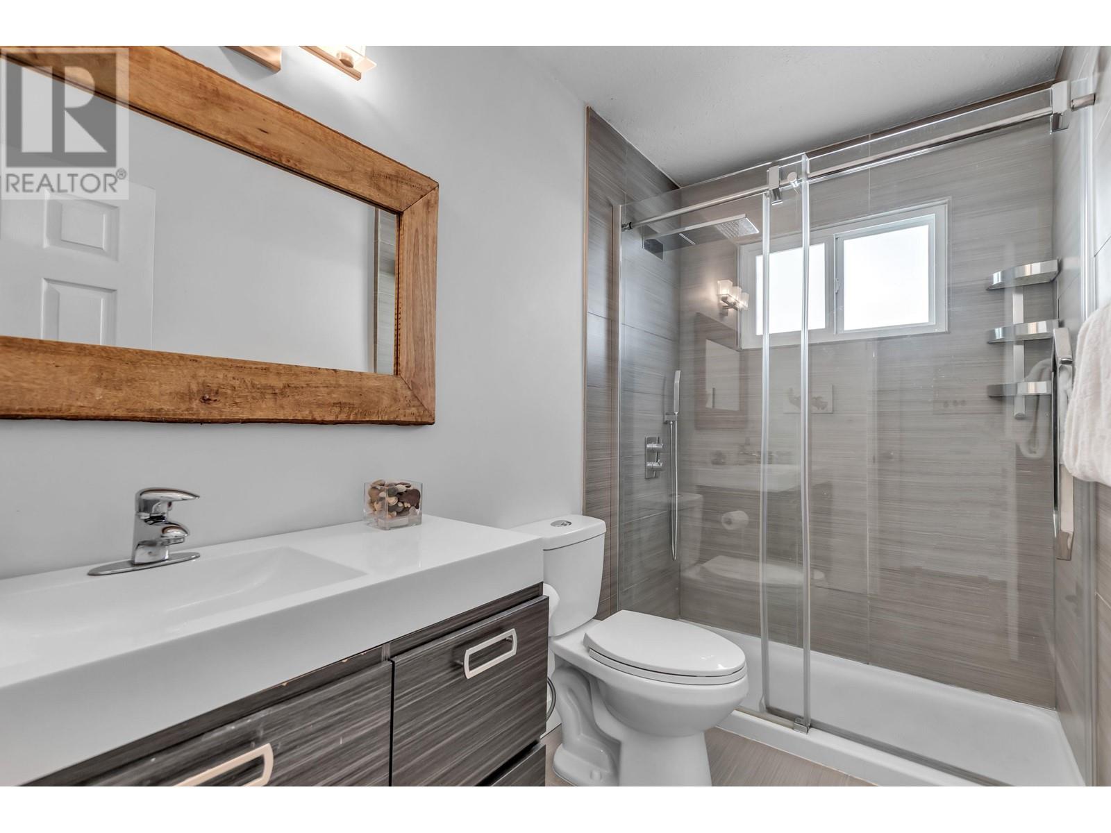 1965 Bow Drive, Coquitlam, British Columbia  V3E 1W1 - Photo 13 - R2819408