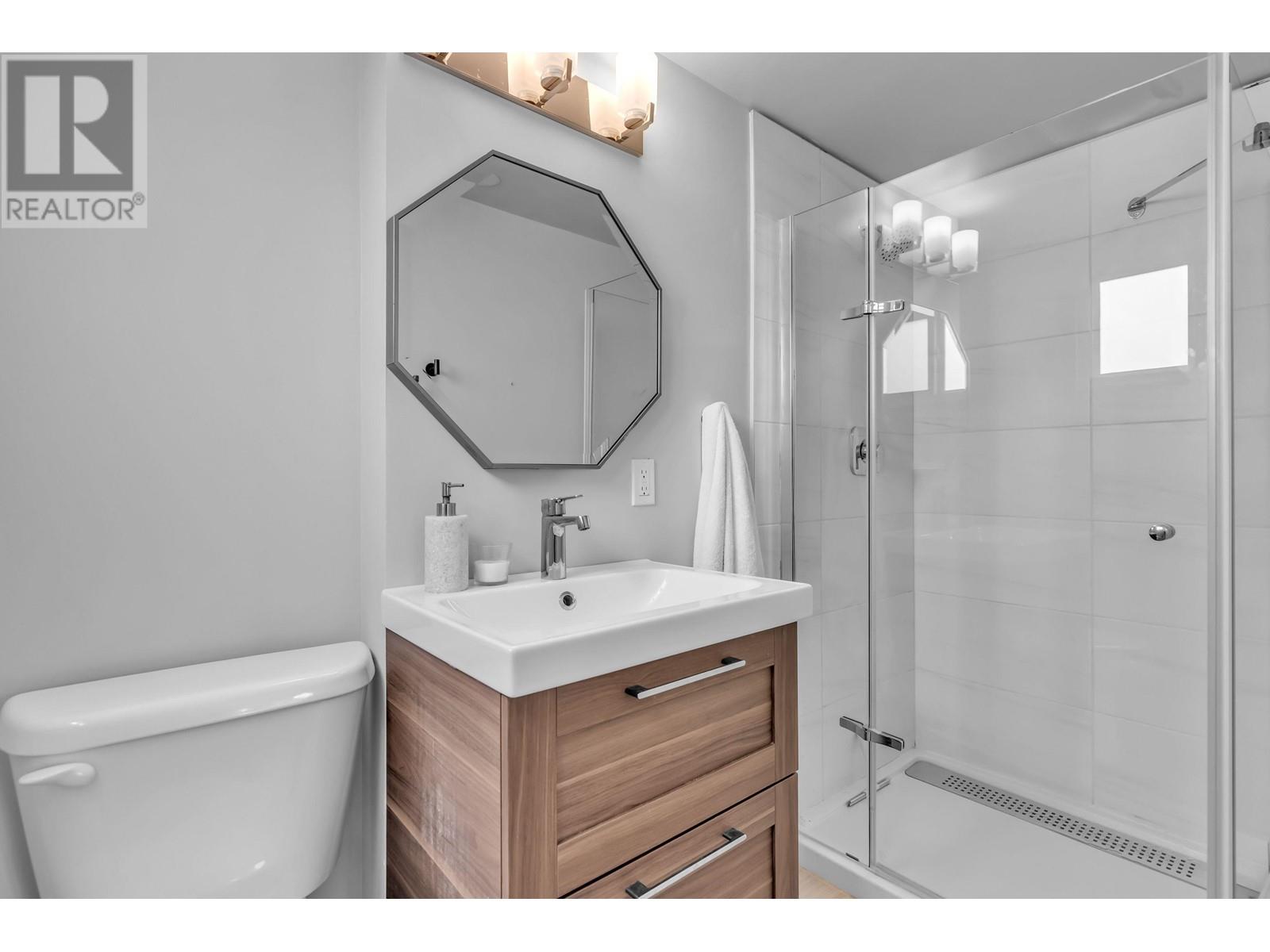 1965 Bow Drive, Coquitlam, British Columbia  V3E 1W1 - Photo 24 - R2819408
