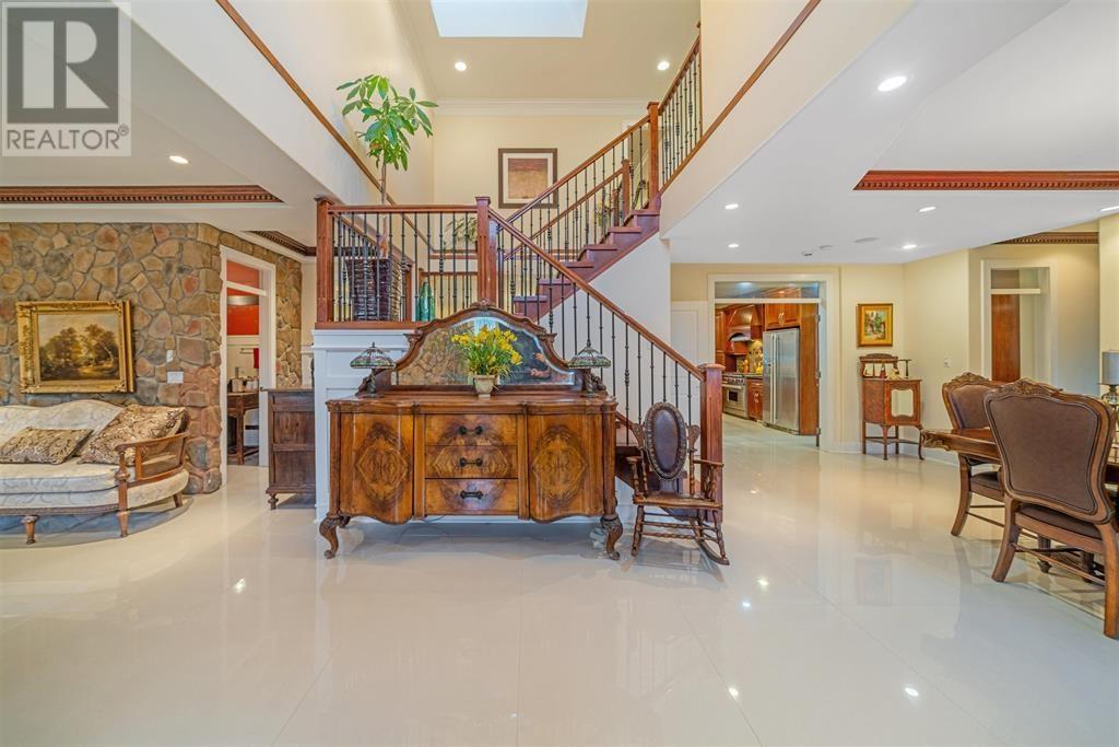 1033 COMO LAKE AVENUE, coquitlam, British Columbia
