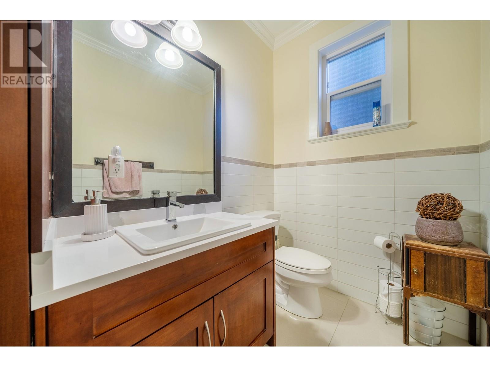 1033 Como Lake Avenue, Coquitlam, British Columbia  V3J 3N7 - Photo 19 - R2819438