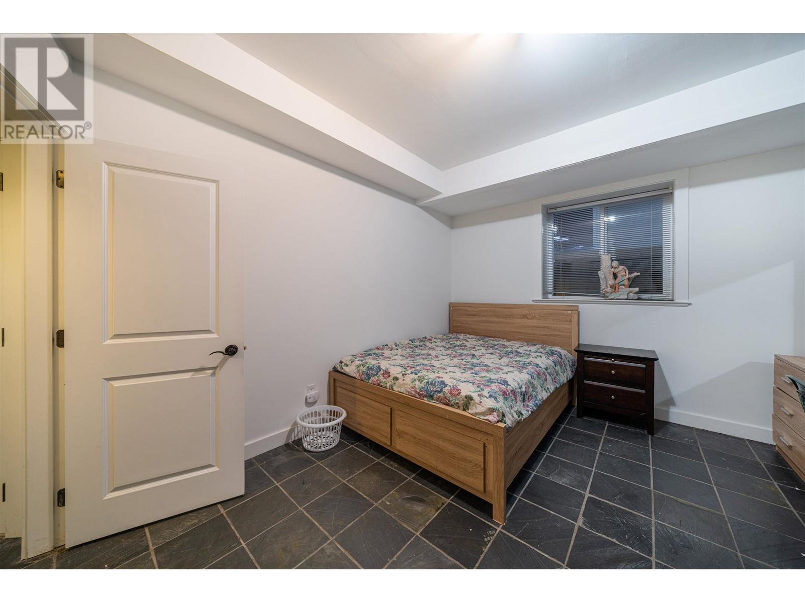 1033 Como Lake Avenue, Coquitlam, British Columbia  V3J 3N7 - Photo 36 - R2819438