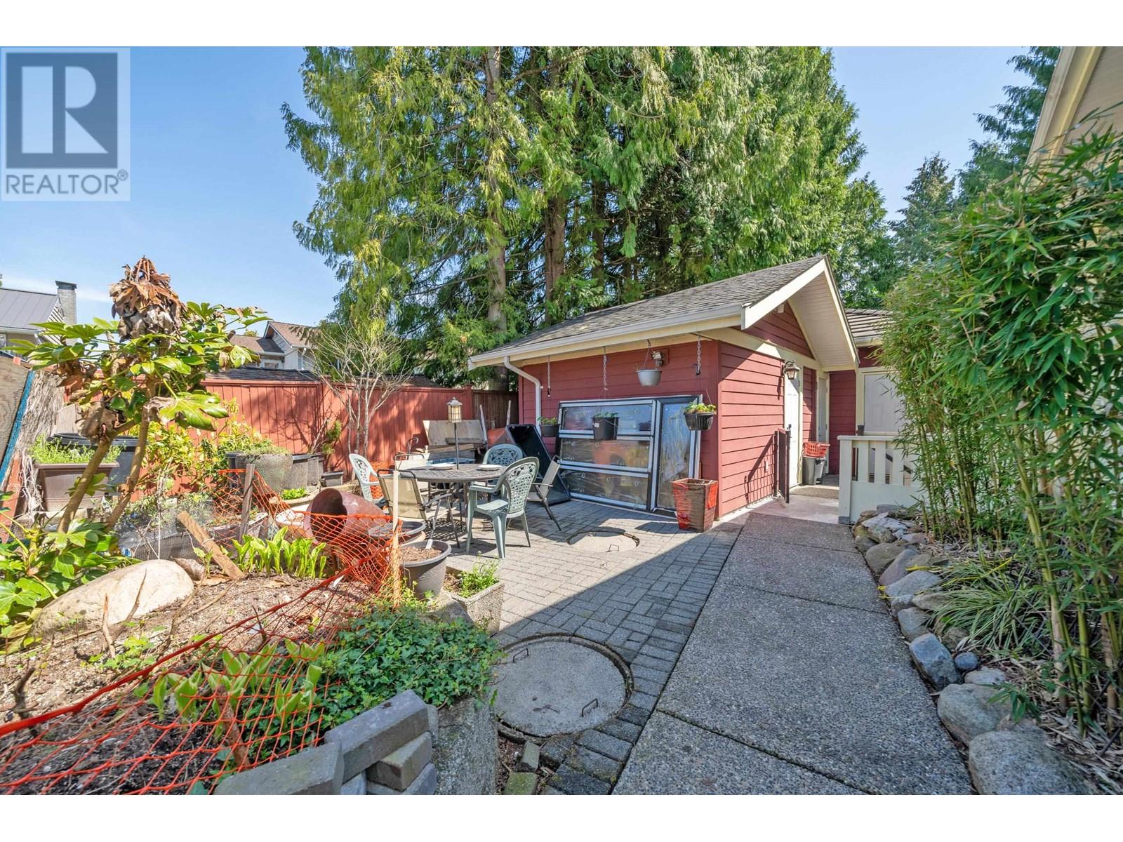 1033 Como Lake Avenue, Coquitlam, British Columbia  V3J 3N7 - Photo 39 - R2819438