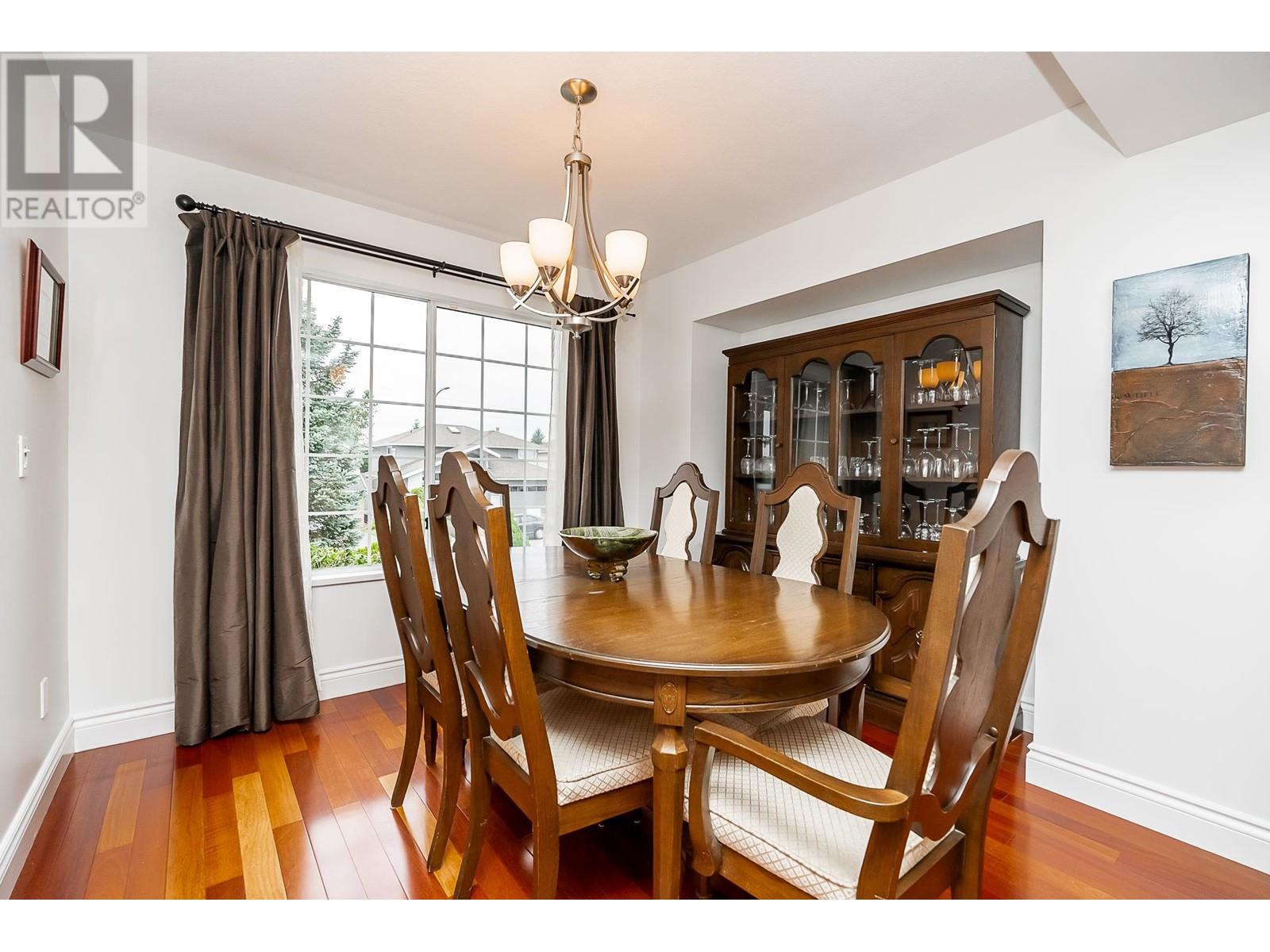 2614 Klassen Court, Port Coquitlam, British Columbia  V3C 5Z2 - Photo 5 - R2811746