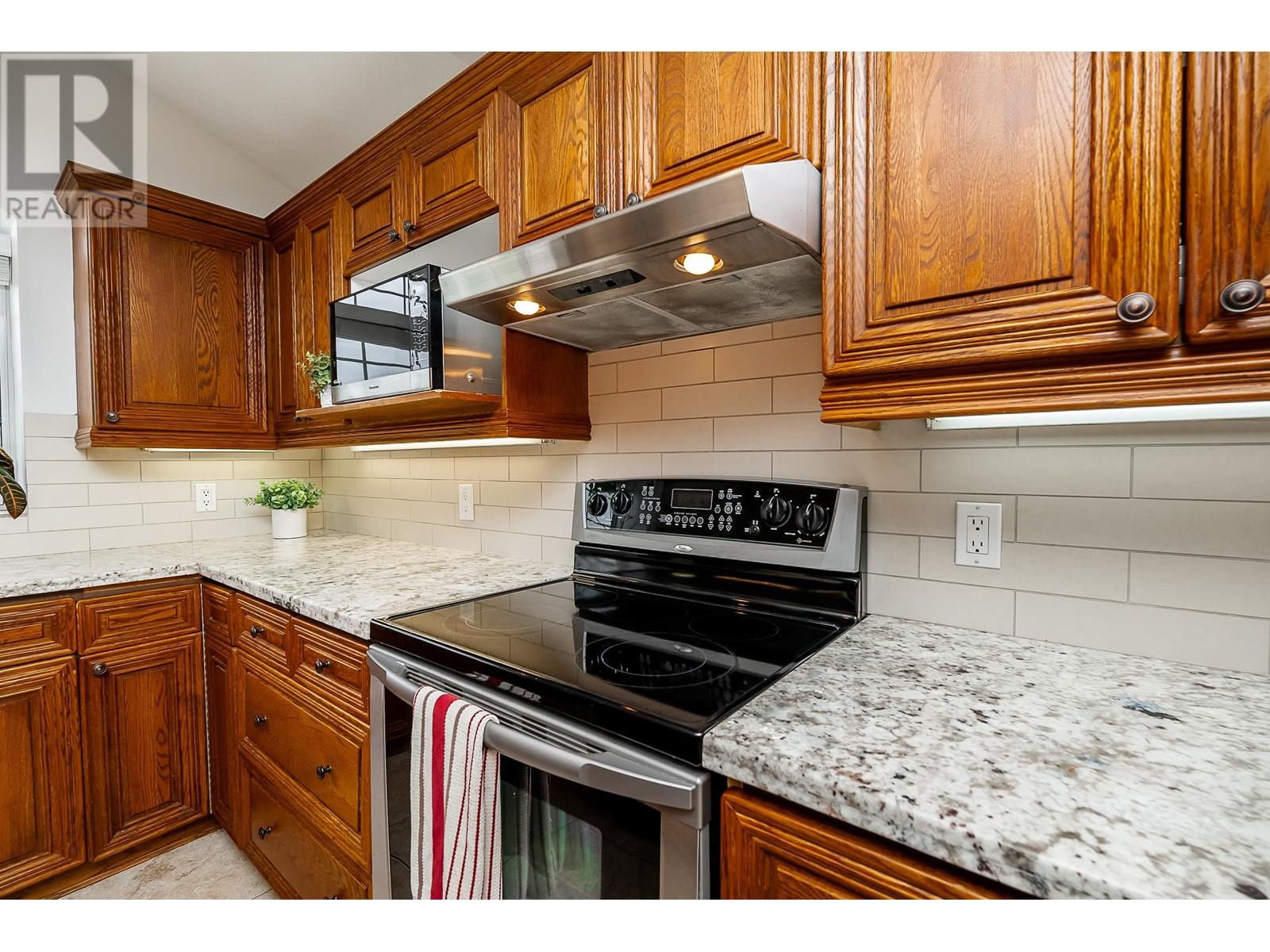 2614 Klassen Court, Port Coquitlam, British Columbia  V3C 5Z2 - Photo 9 - R2811746