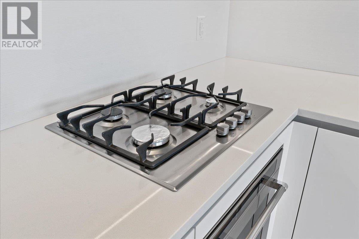 2404 525 Foster Avenue, Coquitlam, British Columbia  V3J 0H6 - Photo 11 - R2819537