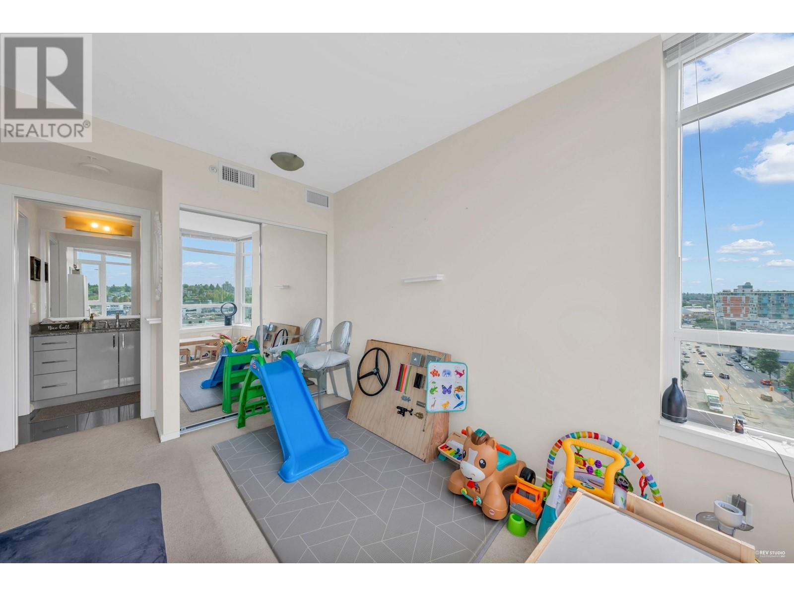 1402 89 W 2 Avenue, Vancouver, British Columbia  V5Y 0G9 - Photo 11 - R2819547