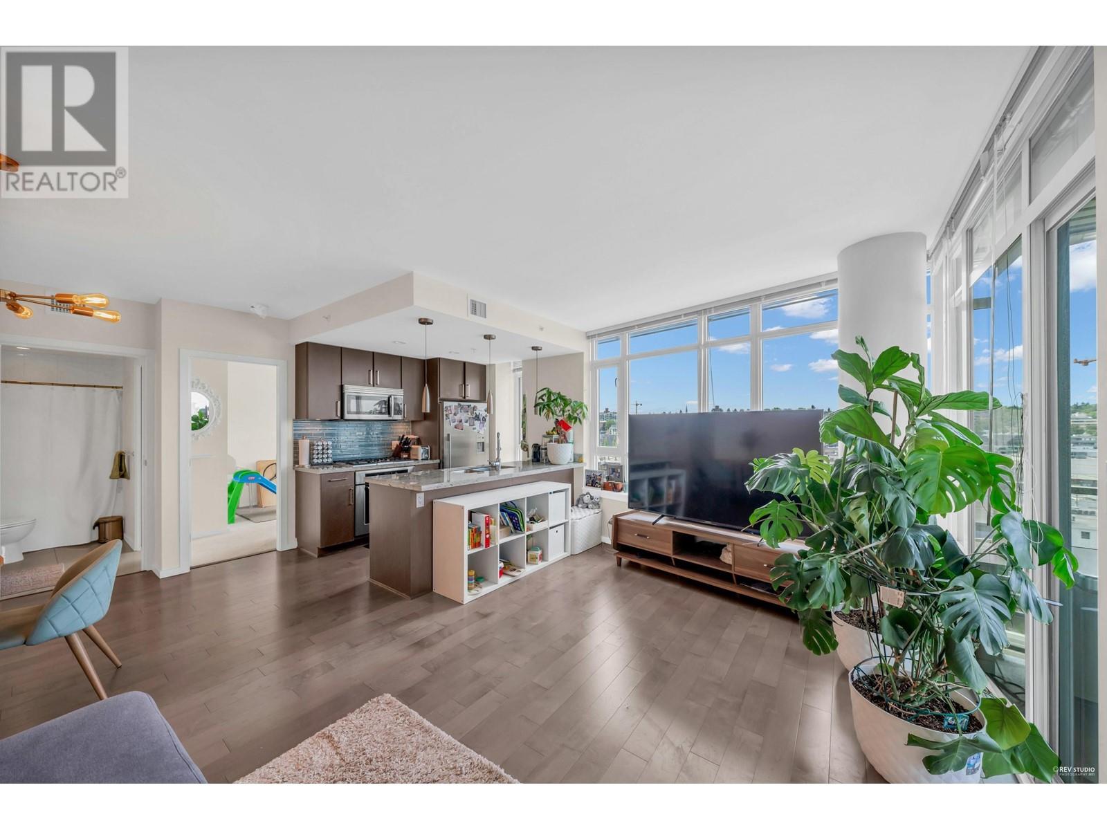 1402 89 W 2 Avenue, Vancouver, British Columbia  V5Y 0G9 - Photo 2 - R2819547