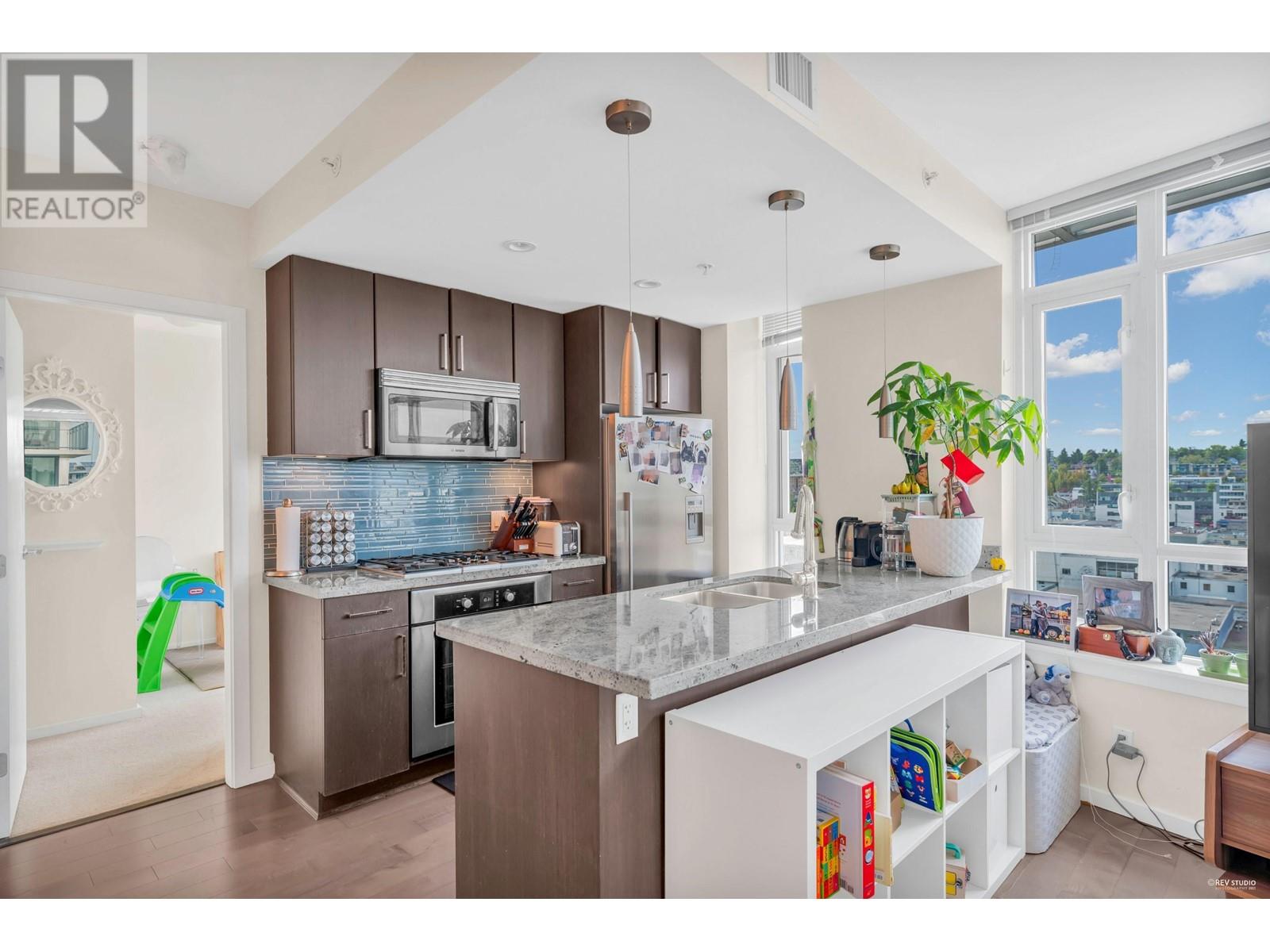 1402 89 W 2 Avenue, Vancouver, British Columbia  V5Y 0G9 - Photo 6 - R2819547