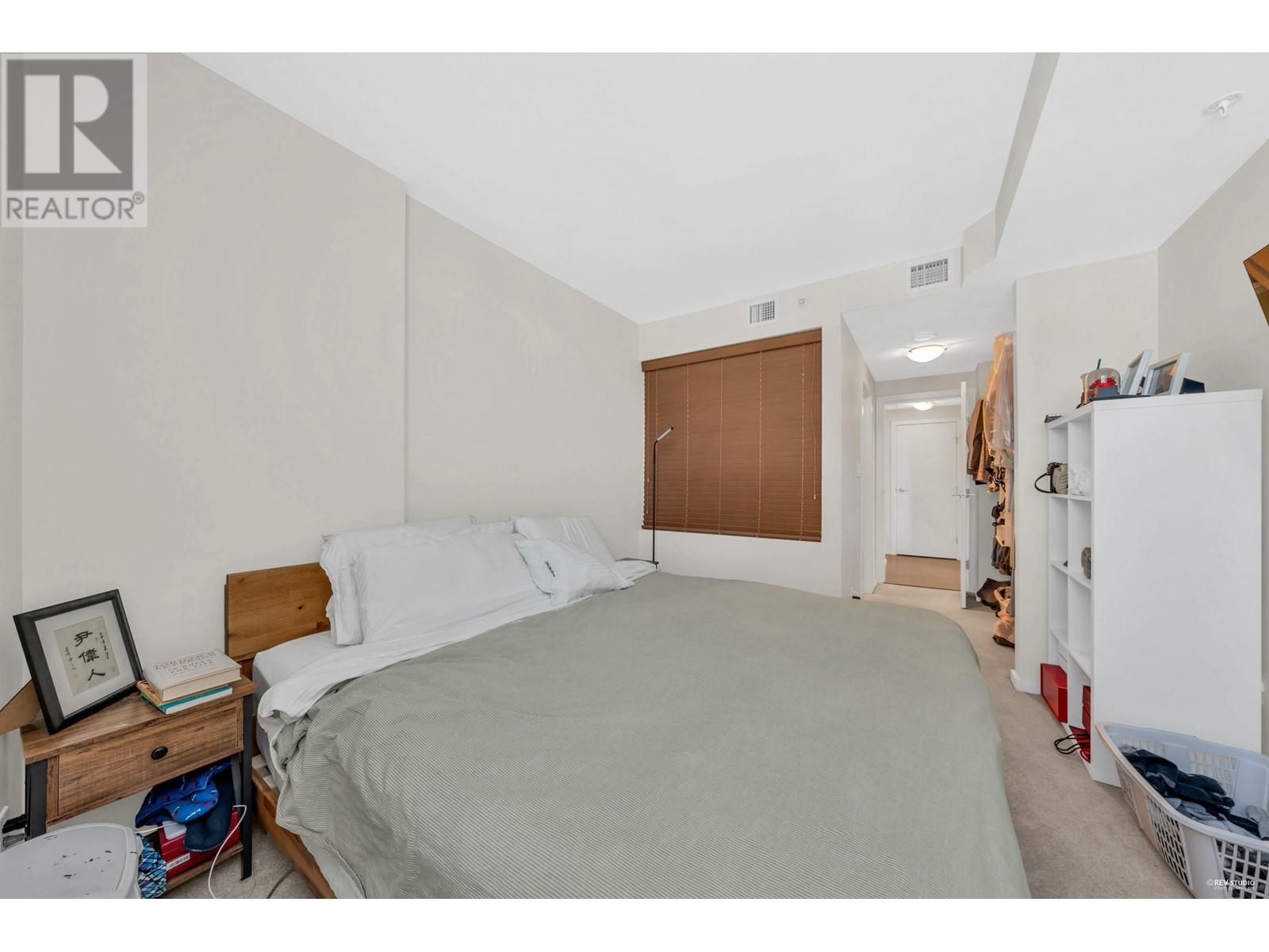 1402 89 W 2 Avenue, Vancouver, British Columbia  V5Y 0G9 - Photo 8 - R2819547