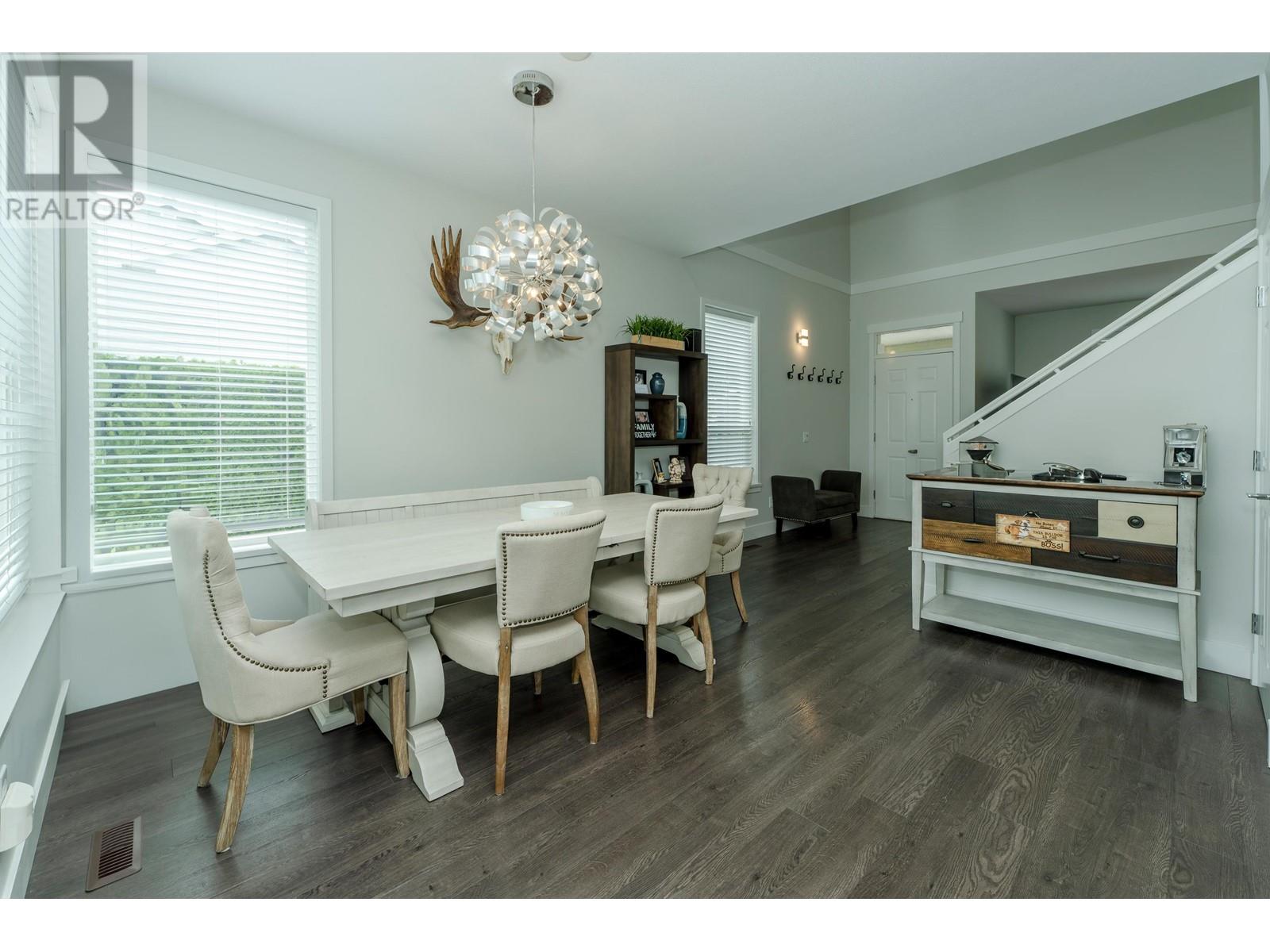 19851 Butternut Lane, Pitt Meadows, British Columbia  V3Y 2S7 - Photo 11 - R2819530