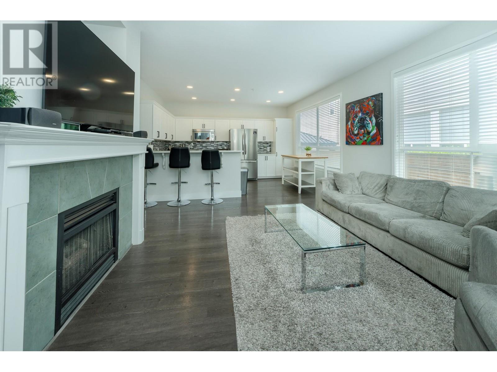 19851 Butternut Lane, Pitt Meadows, British Columbia  V3Y 2S7 - Photo 13 - R2819530