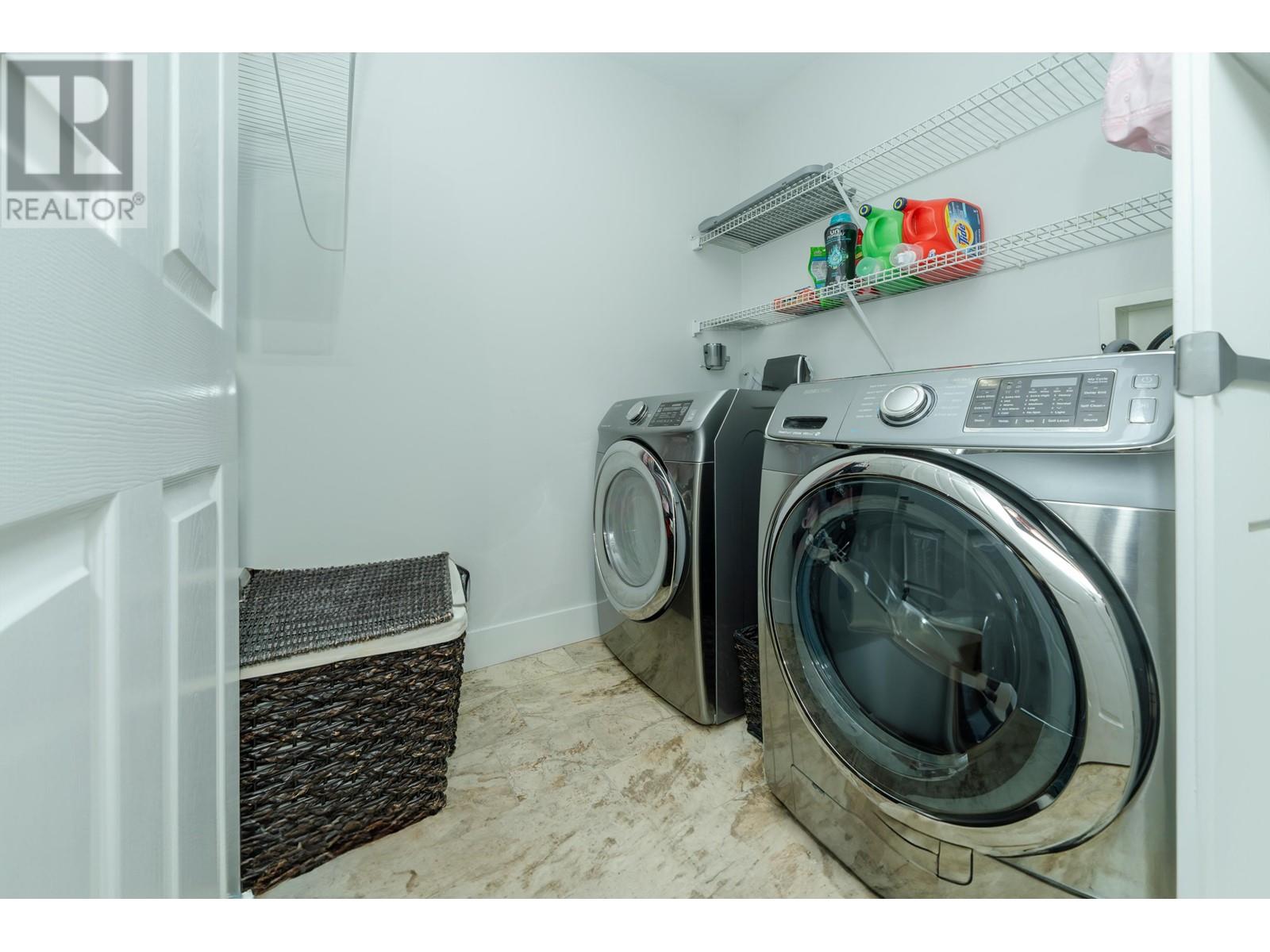 19851 Butternut Lane, Pitt Meadows, British Columbia  V3Y 2S7 - Photo 36 - R2819530