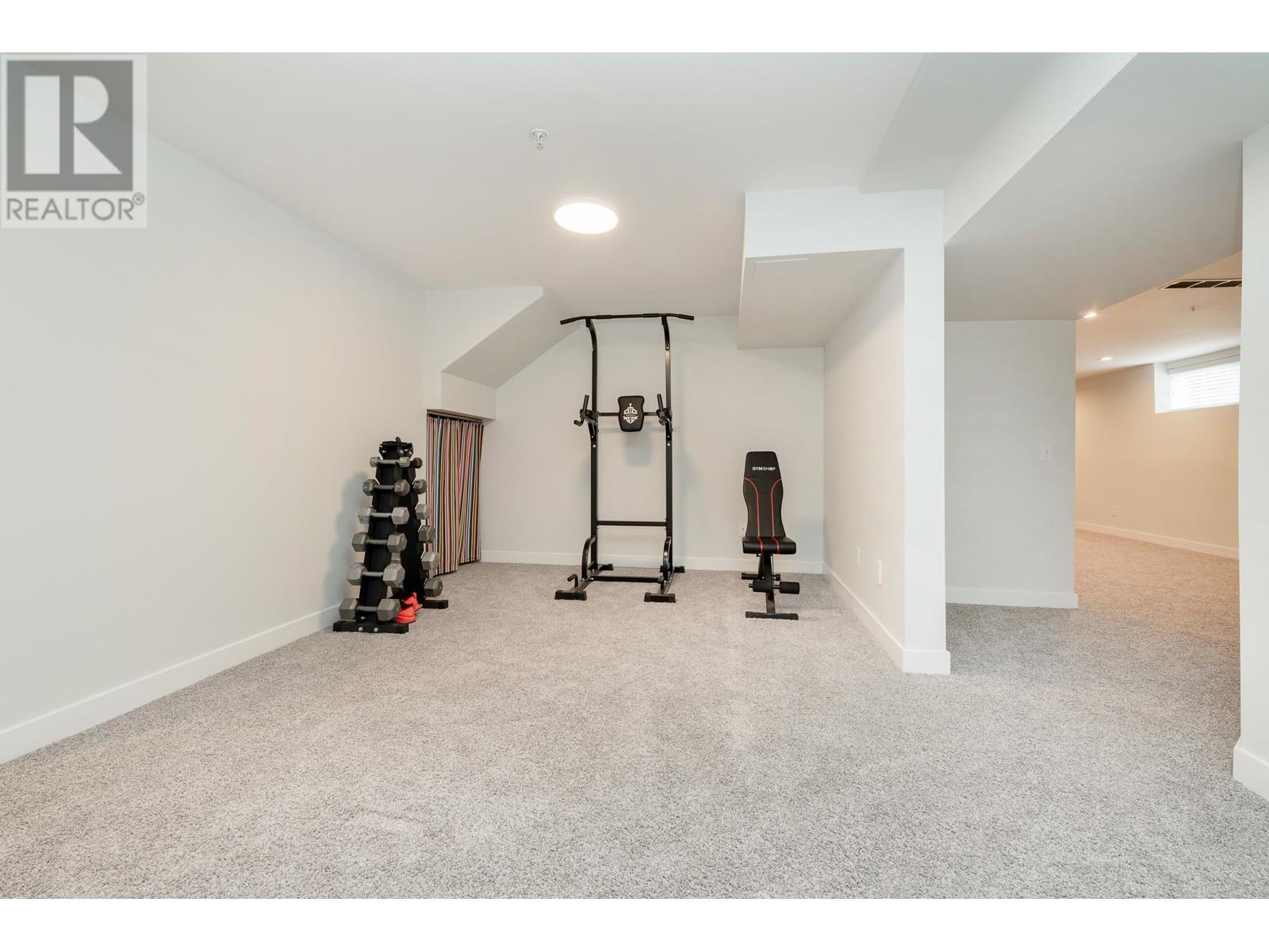 19851 Butternut Lane, Pitt Meadows, British Columbia  V3Y 2S7 - Photo 39 - R2819530