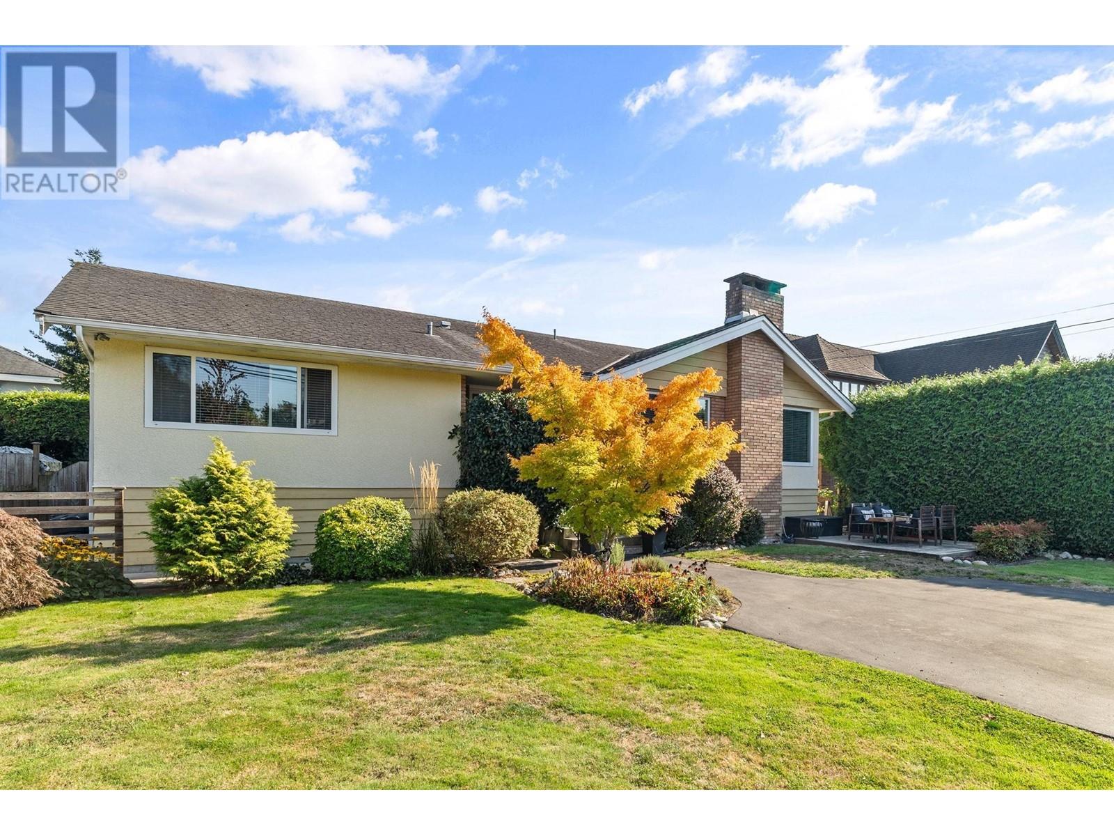 5228 Westminster Avenue, Ladner, British Columbia  V4K 2J2 - Photo 2 - R2819532