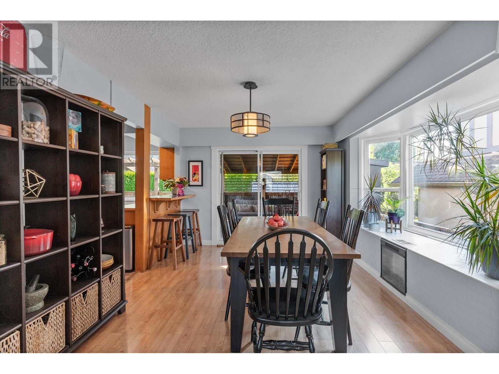 5228 Westminster Avenue, Ladner, British Columbia  V4K 2J2 - Photo 9 - R2819532