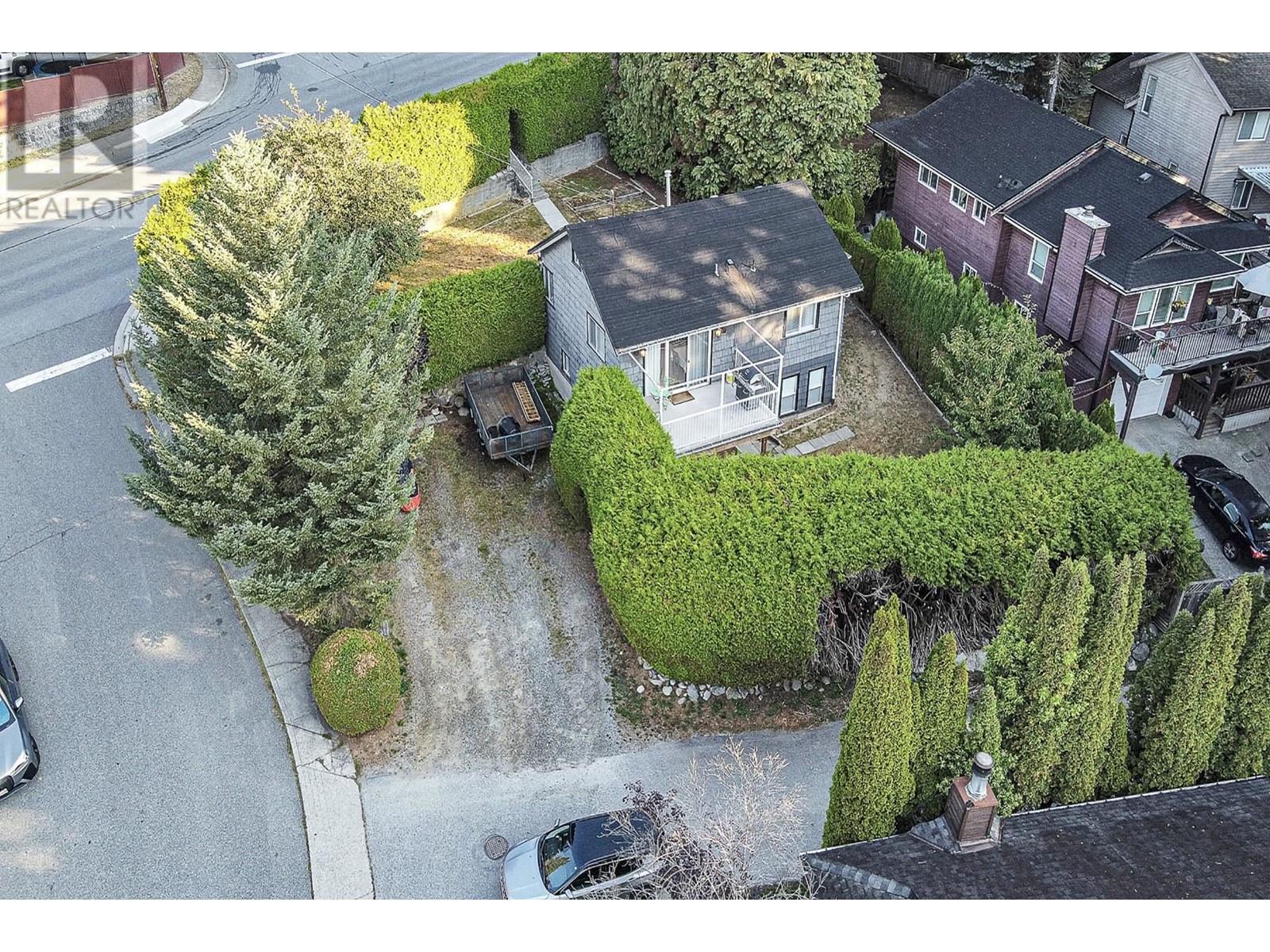 301 Mariner Way, Coquitlam, British Columbia  V3K 1N5 - Photo 1 - R2819579