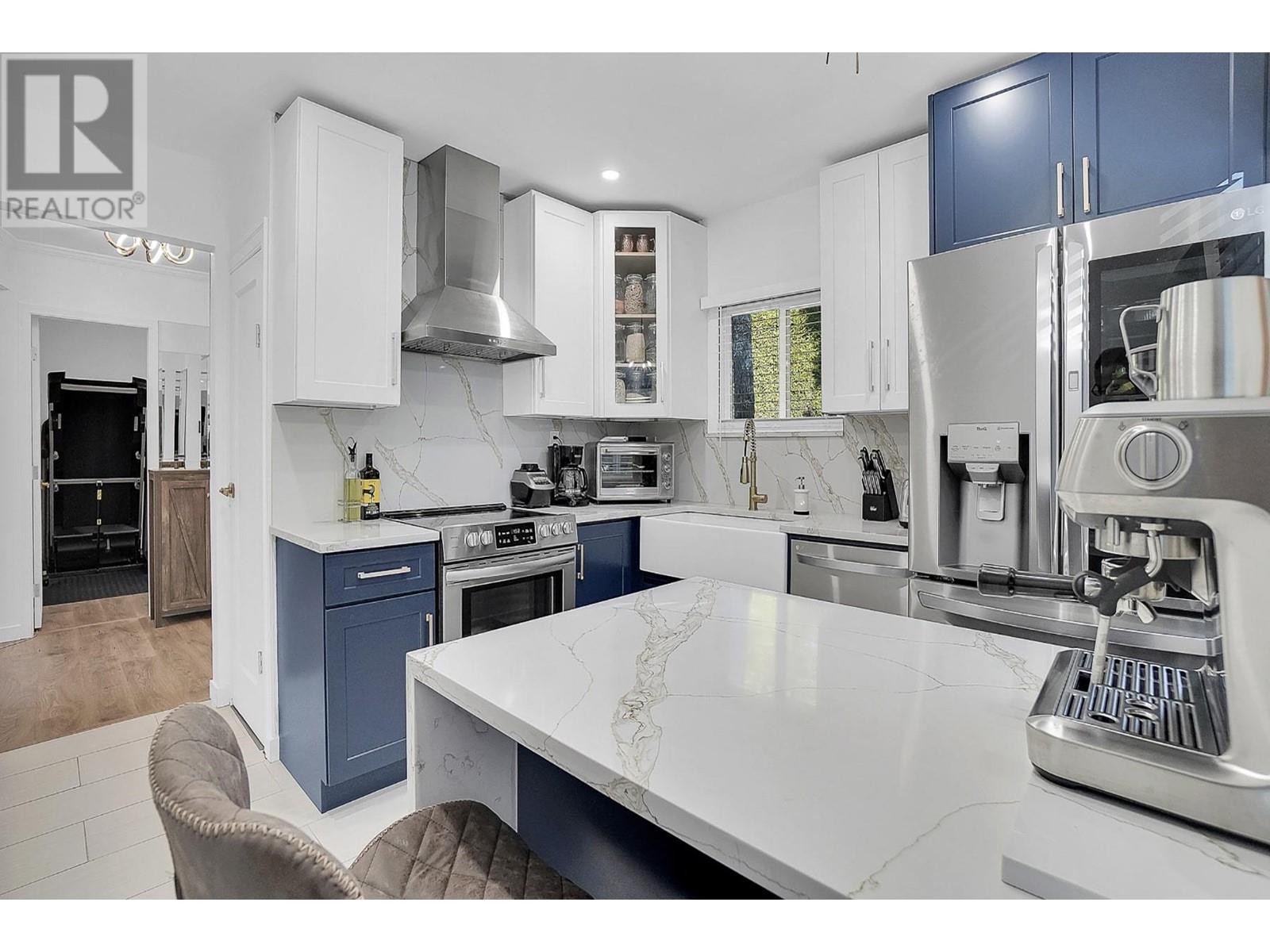 301 Mariner Way, Coquitlam, British Columbia  V3K 1N5 - Photo 12 - R2819579