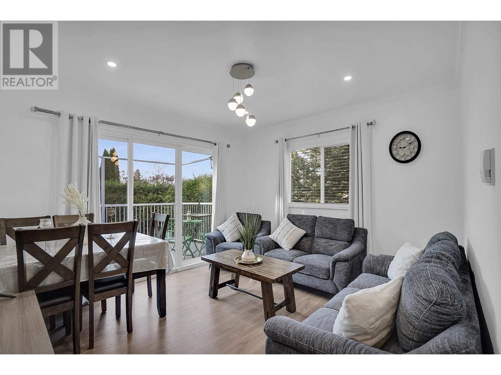 301 Mariner Way, Coquitlam, British Columbia  V3K 1N5 - Photo 5 - R2819579