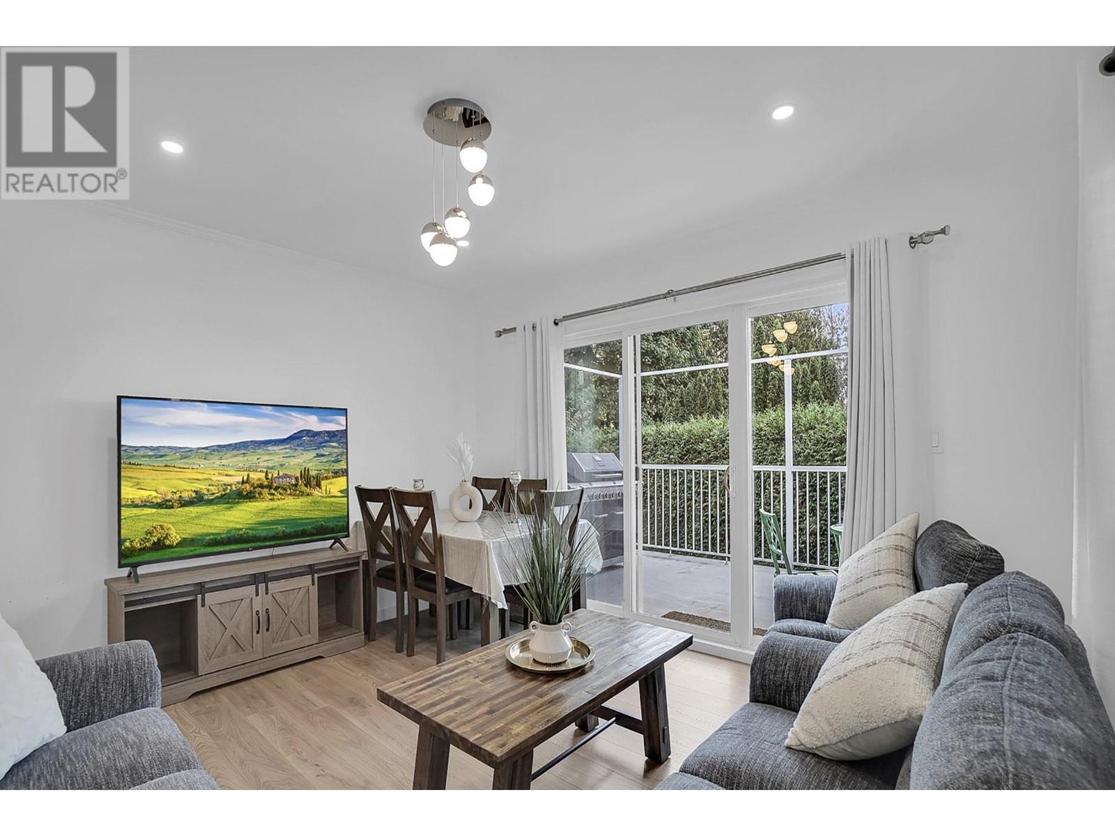 301 Mariner Way, Coquitlam, British Columbia  V3K 1N5 - Photo 6 - R2819579