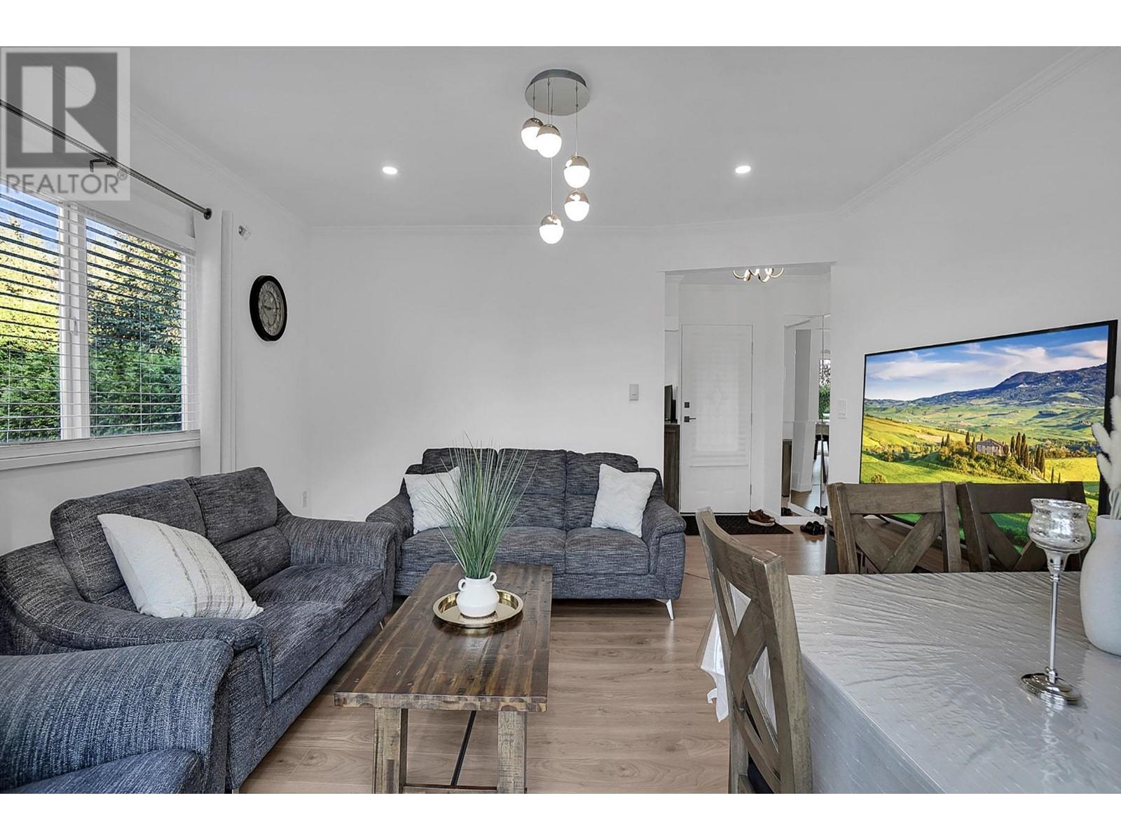 301 Mariner Way, Coquitlam, British Columbia  V3K 1N5 - Photo 7 - R2819579