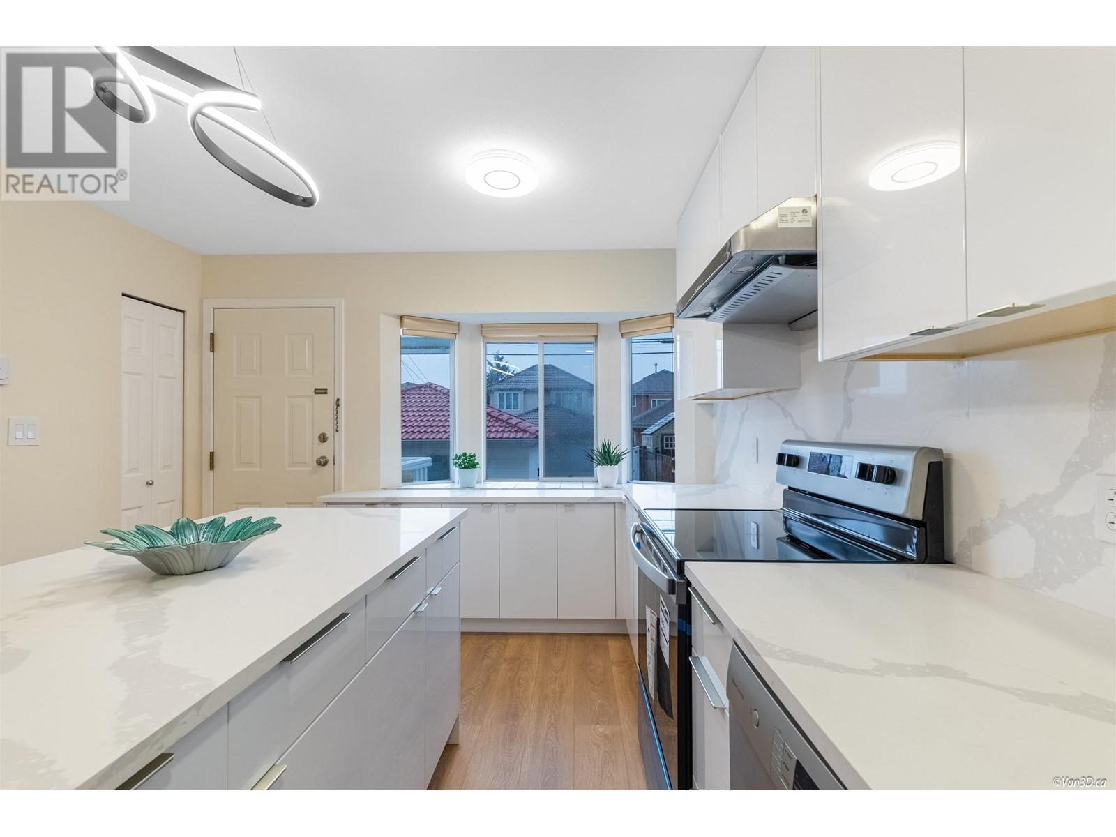 2115 E 43rd Avenue, Vancouver, British Columbia  V5P 1M6 - Photo 10 - R2819590