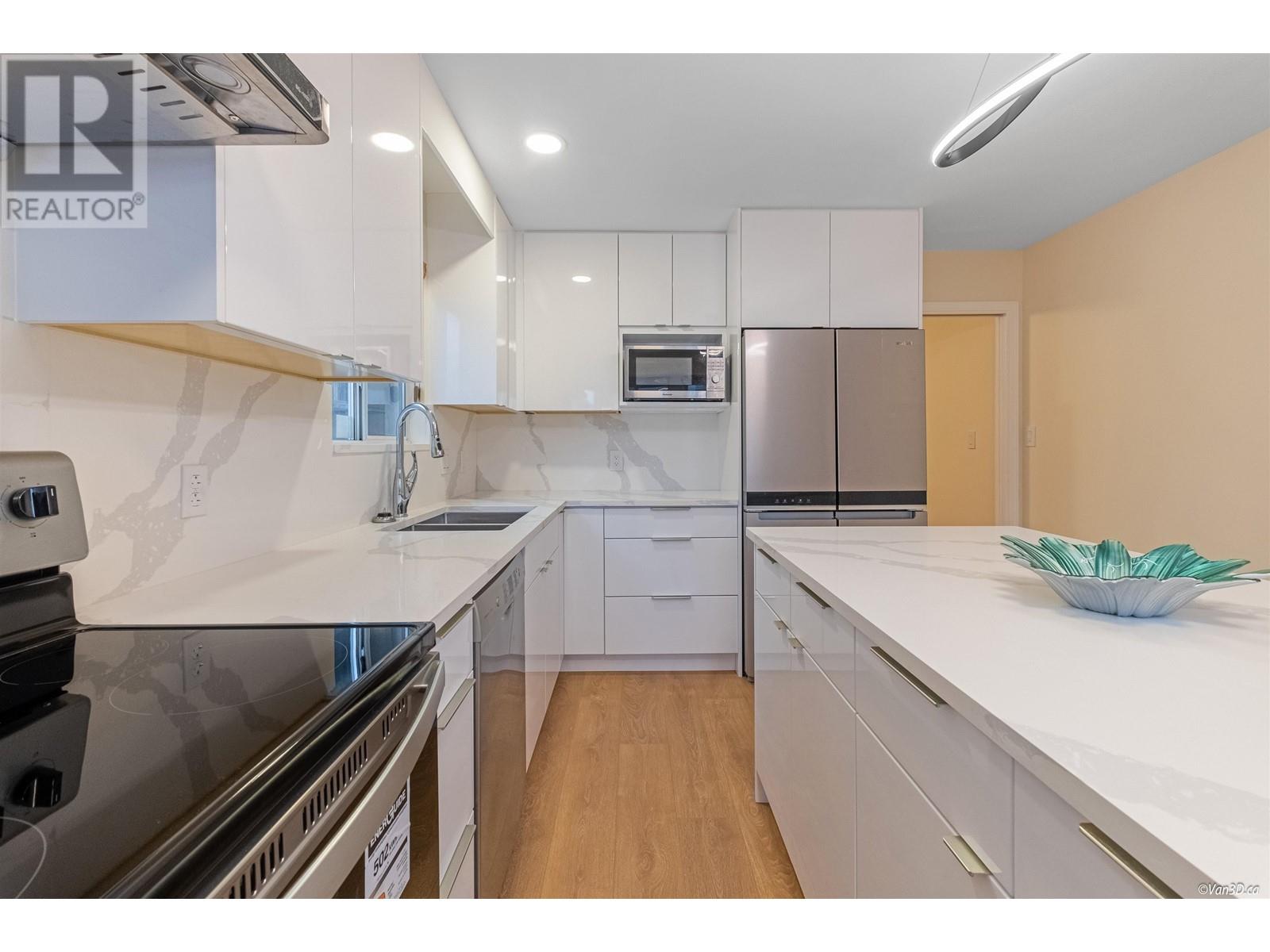 2115 E 43rd Avenue, Vancouver, British Columbia  V5P 1M6 - Photo 12 - R2819590