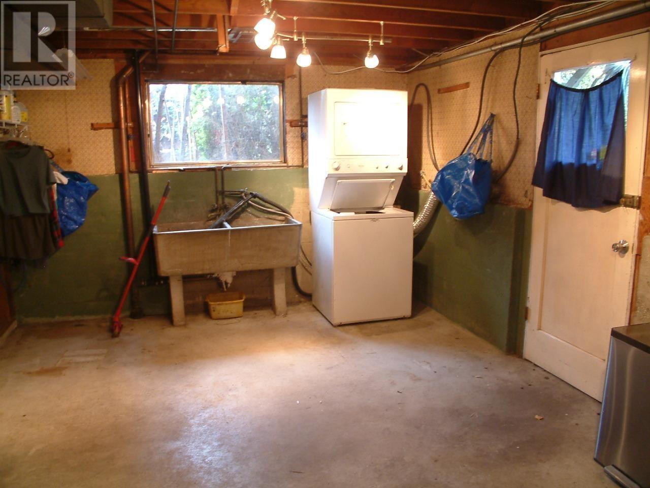 2329 E 49th Avenue, Vancouver, British Columbia  V5S 1J3 - Photo 12 - R2819375