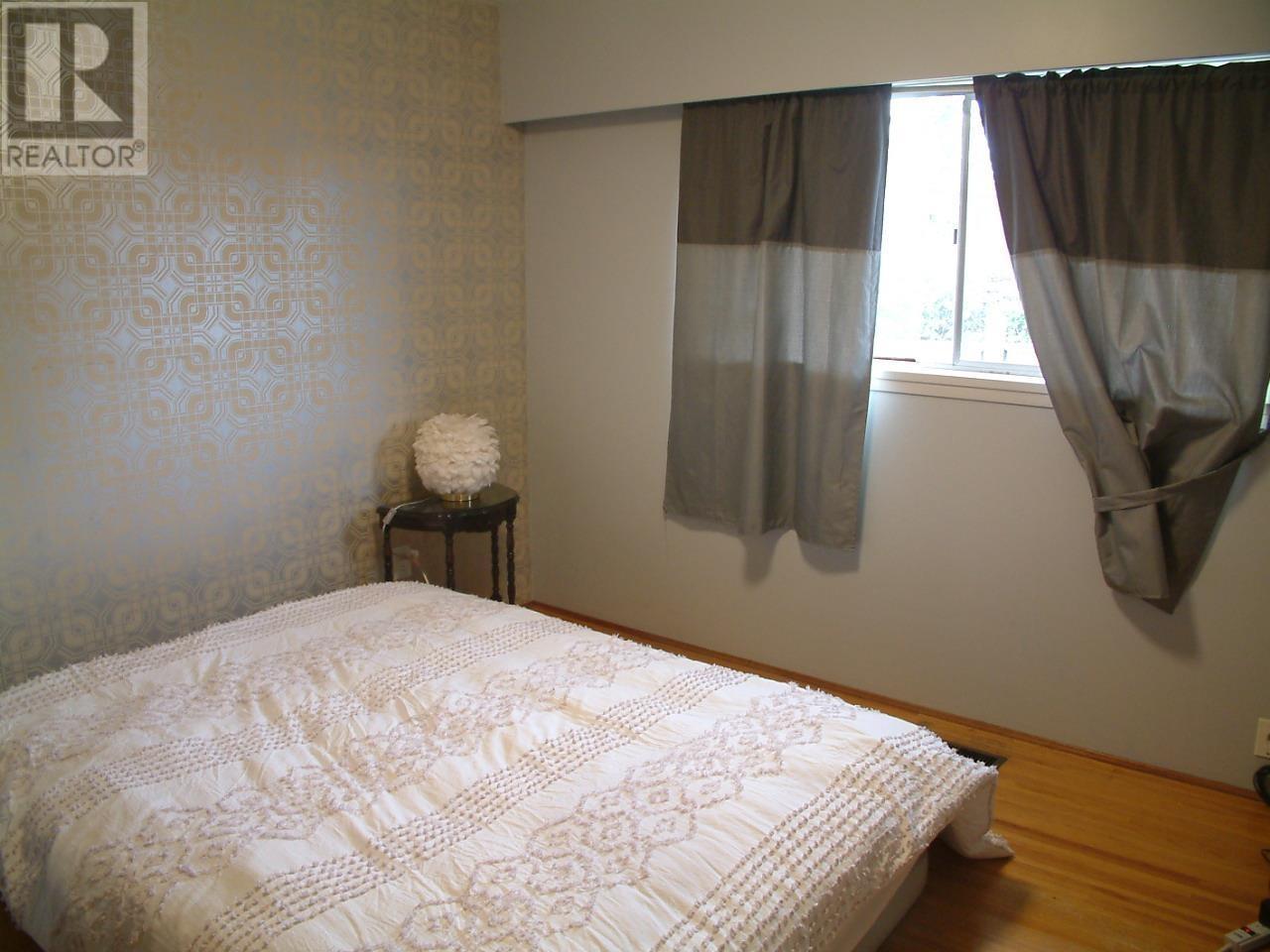 2329 E 49th Avenue, Vancouver, British Columbia  V5S 1J3 - Photo 8 - R2819375