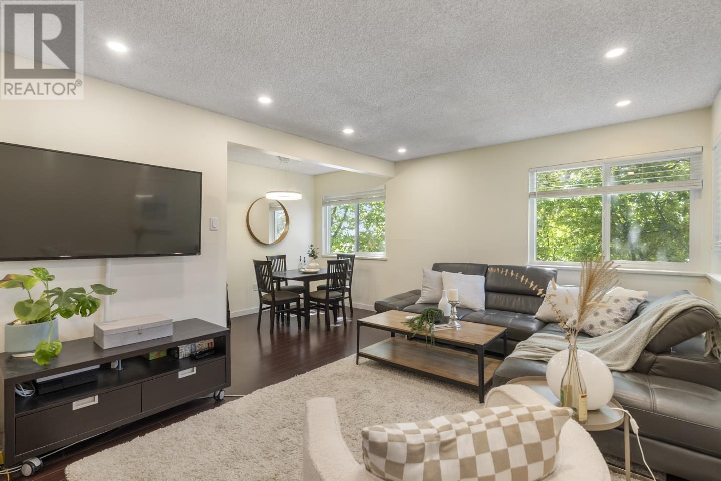 225 2910 E Pender Street, Vancouver, British Columbia  V5K 2C3 - Photo 3 - R2819323