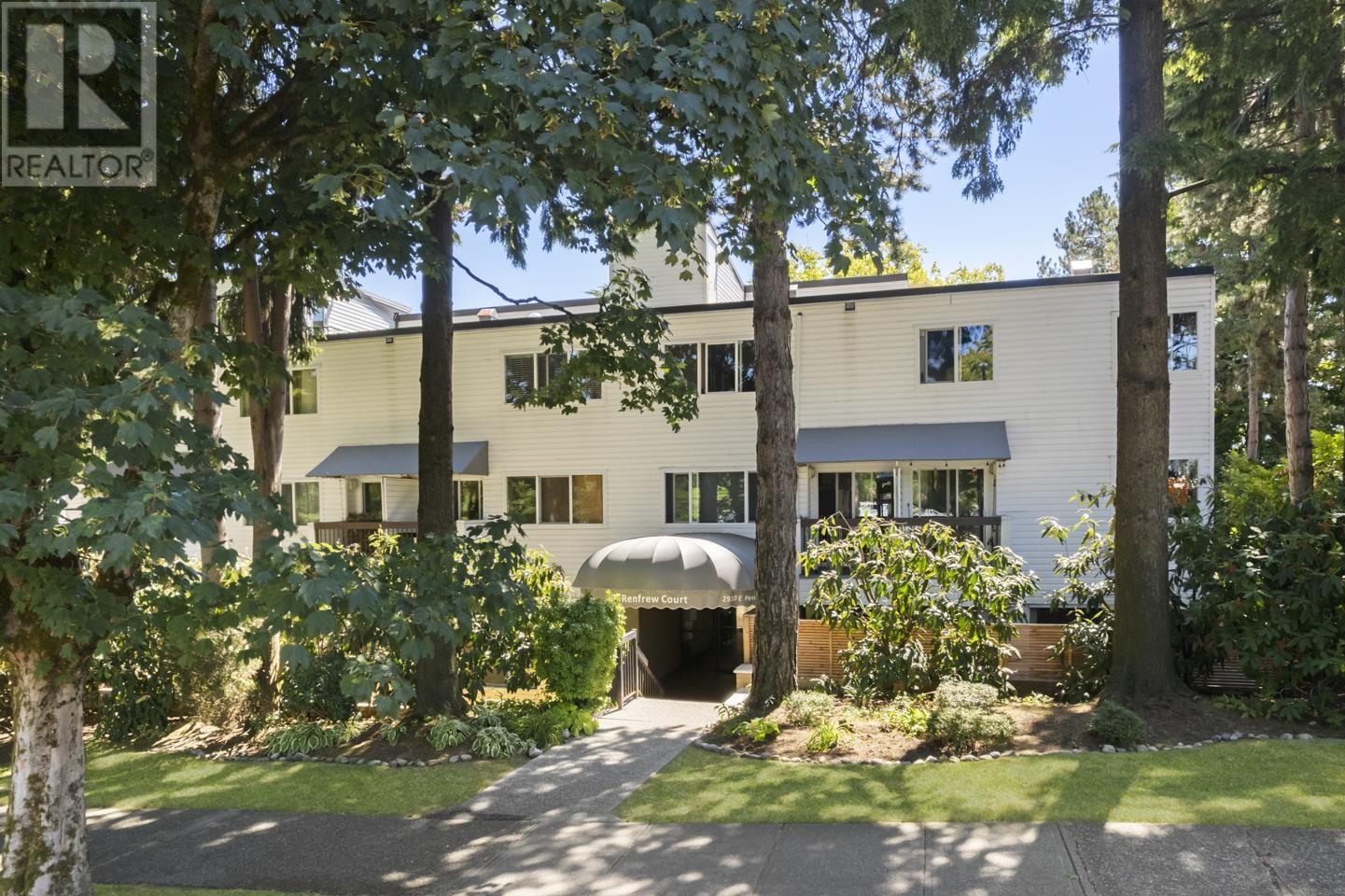 225 2910 E PENDER STREET, vancouver, British Columbia