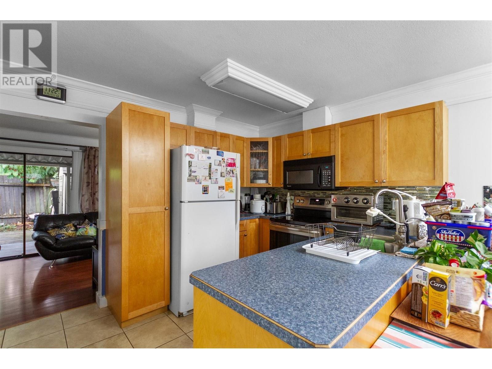 8948 Ganymede Place, Burnaby, British Columbia  V3J 1A1 - Photo 4 - R2819605