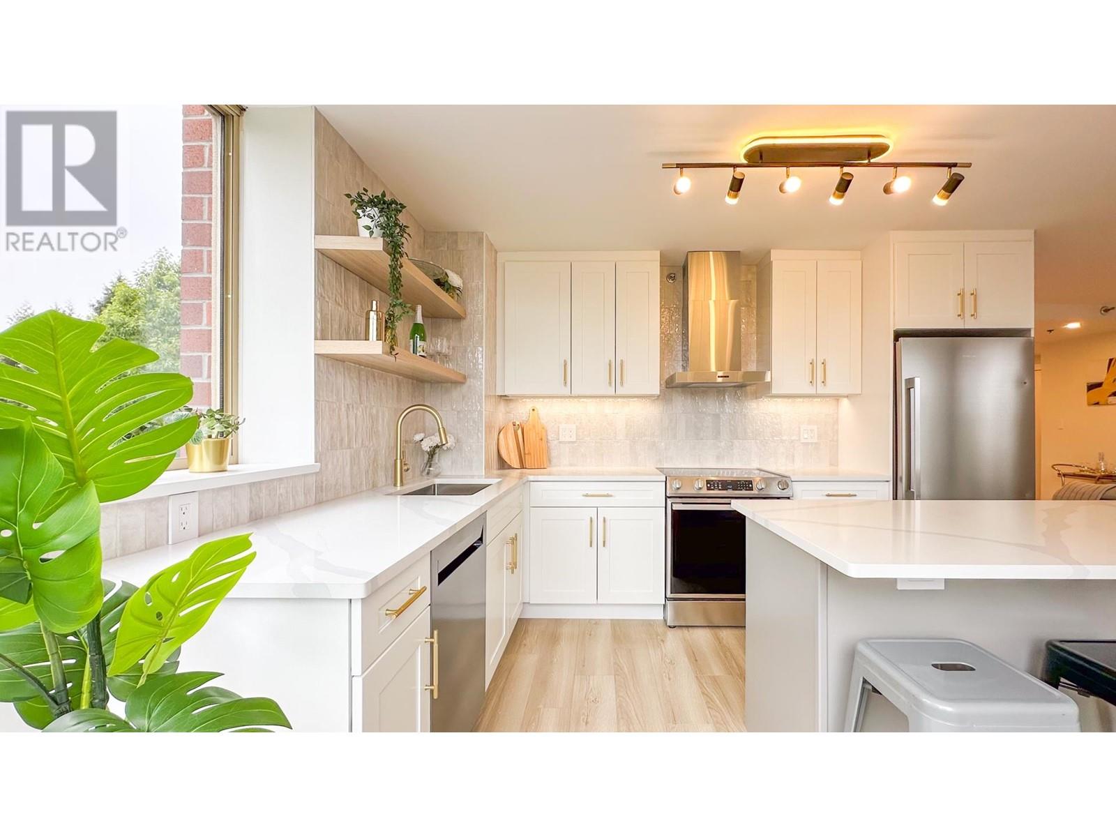 501 738 Farrow Street, Coquitlam, British Columbia  V3J 7V4 - Photo 4 - R2819612